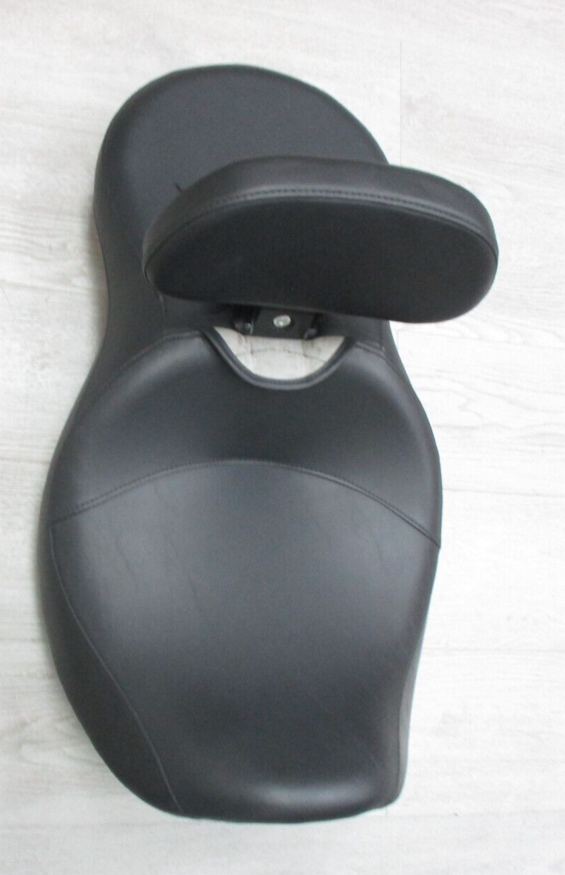 Harley-Davidson Signature Series Rider Seat with Backrest 52000015