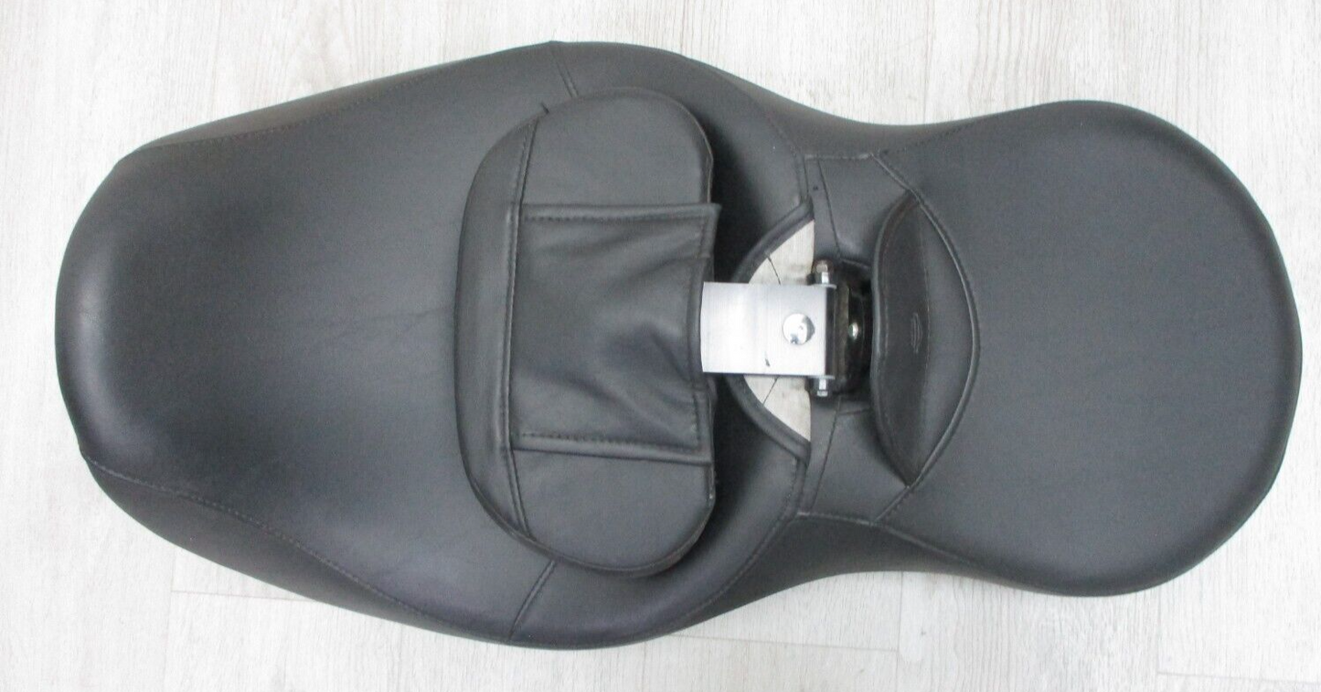 Harley-Davidson Signature Series Rider Seat with Backrest 52000015