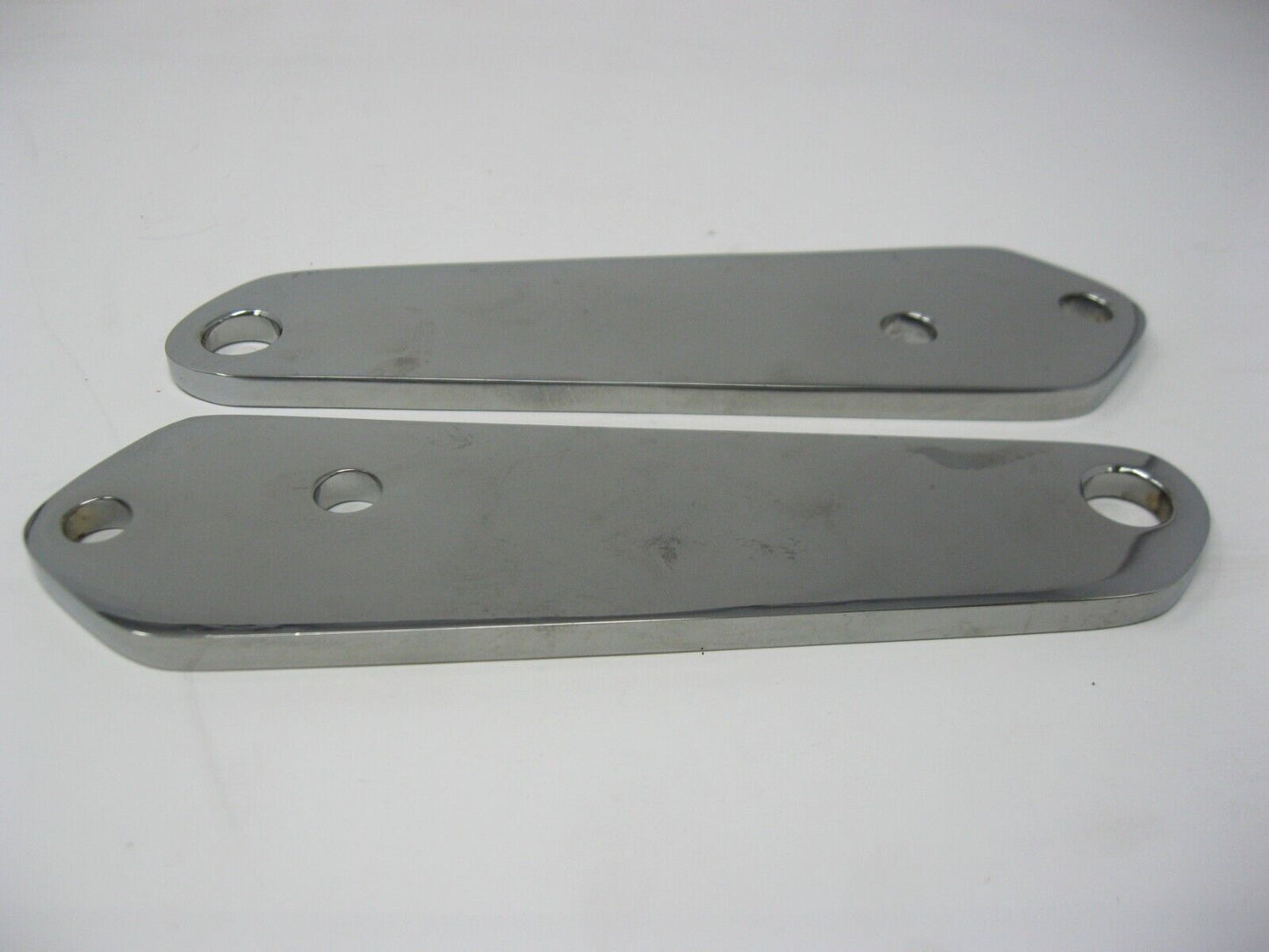 Chrome Foot Peg Relocation Plates for 91-17 Harley-Davidson Dyna Models 49354-01