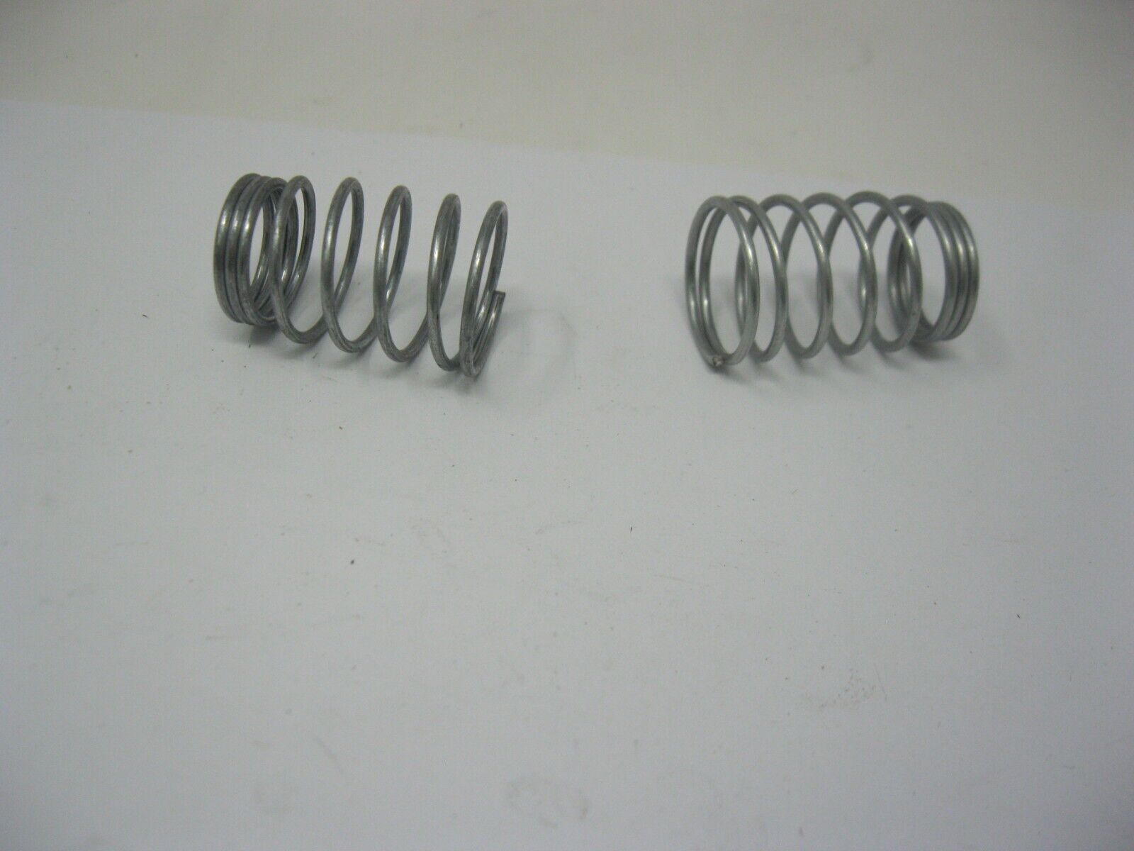 Black and Decker String Trimmer Spring 2 pack 243603-00 – Precision Frame