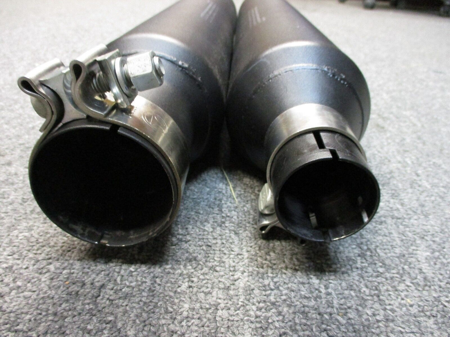 Harley Davidson OEM Black FLHX, FLHT, FLTR Touring Mufflers Black 64900766/65