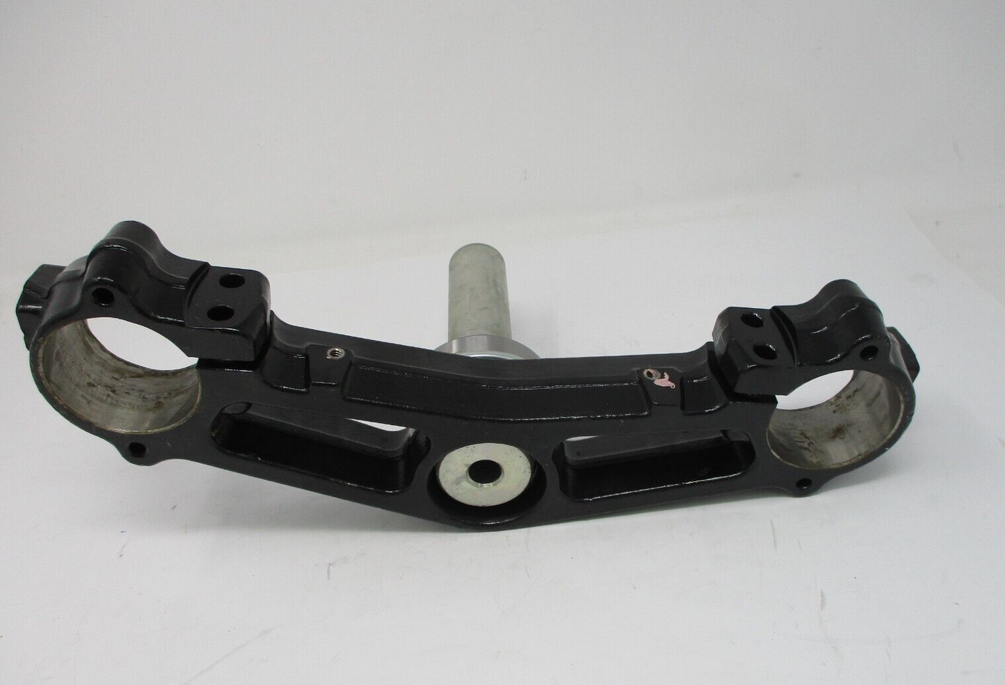 Harley-Davidson OEM '15-later Lower Fork Triple Tree Bracket 45900091A