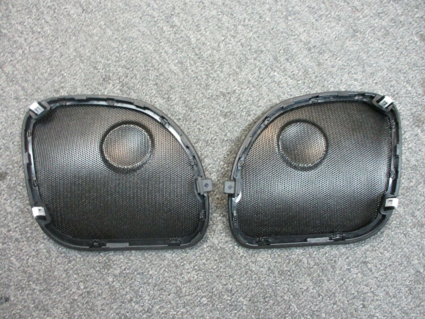 Harley Davidson OEM FLTRXSECVO Boom Audio Left/Right Speaker Grills 76000793