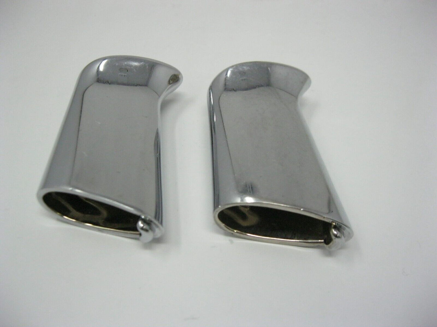 Harley Davidson OEM Rear Turn Signal Mounts (sold as pair) 68480-02