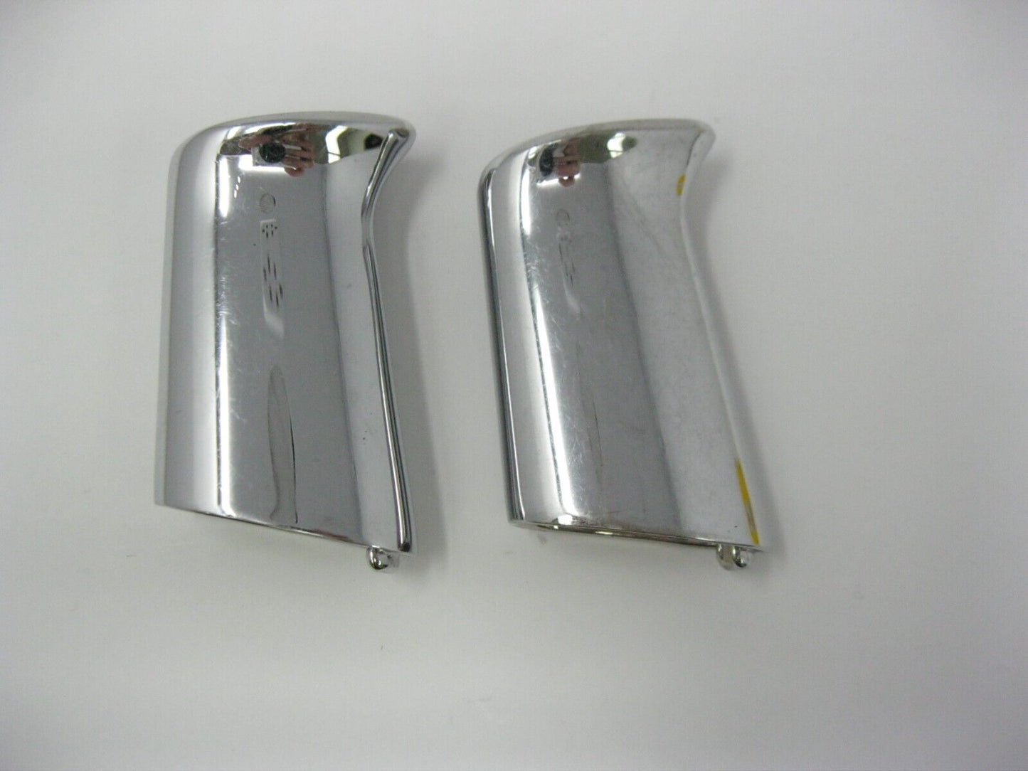 Harley Davidson OEM Rear Turn Signal Mounts (sold as pair) 68480-02