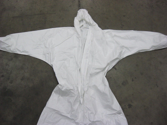 2 Pack  WHITE ENVIRONMENTAL PERSONAL PROTECTION / PAINT SUIT WITH HOOD SIZE 4 XL
