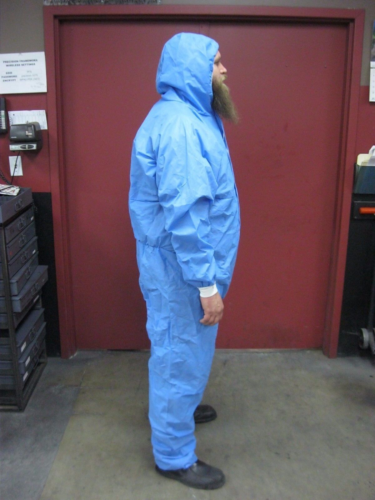 SINGLE BLUE SMS ENVIRONMENTAL CLEANUP / PAINT SUIT WITH HOOD SIZE XL