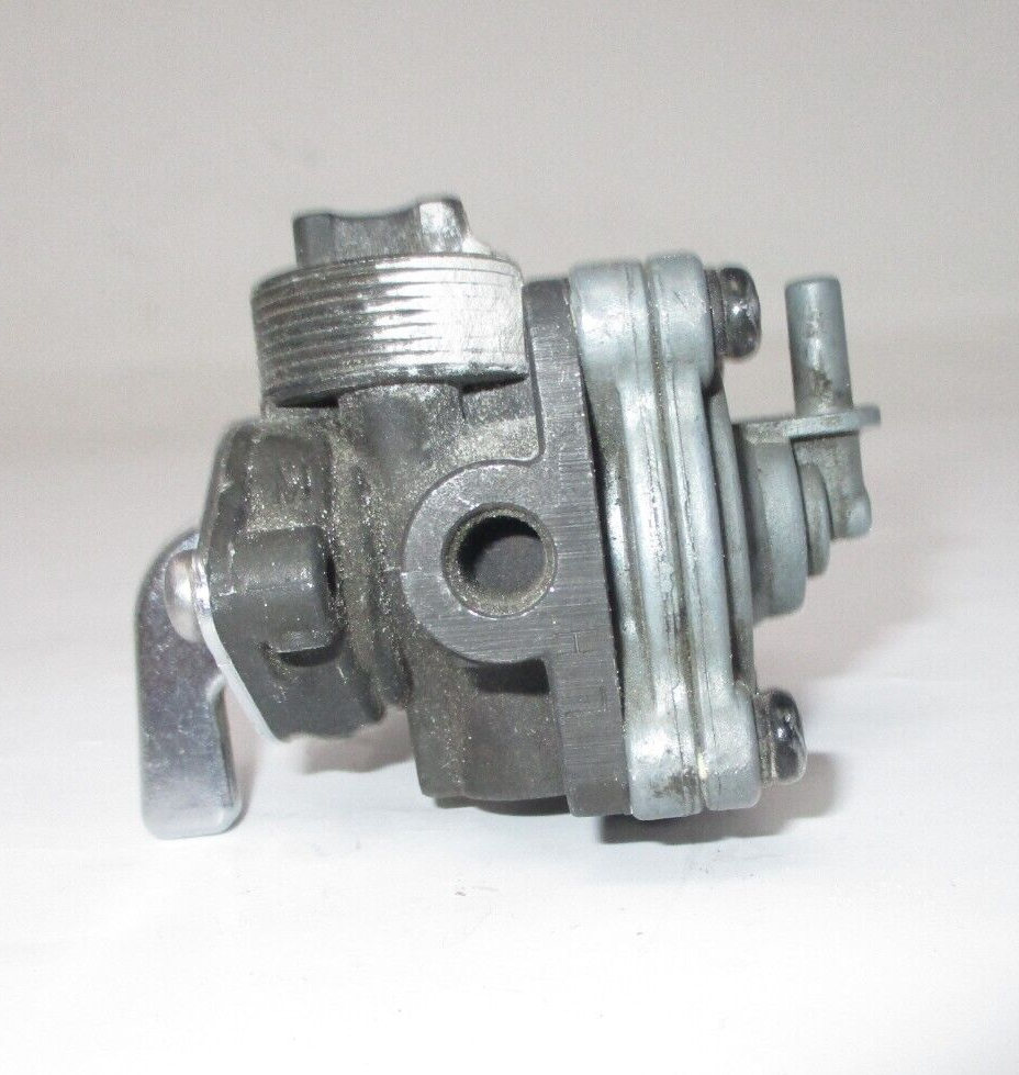 Harley-Davidson  Vacuum Fuel Cock Petcock Left Front Facing Outlet  61338-94C