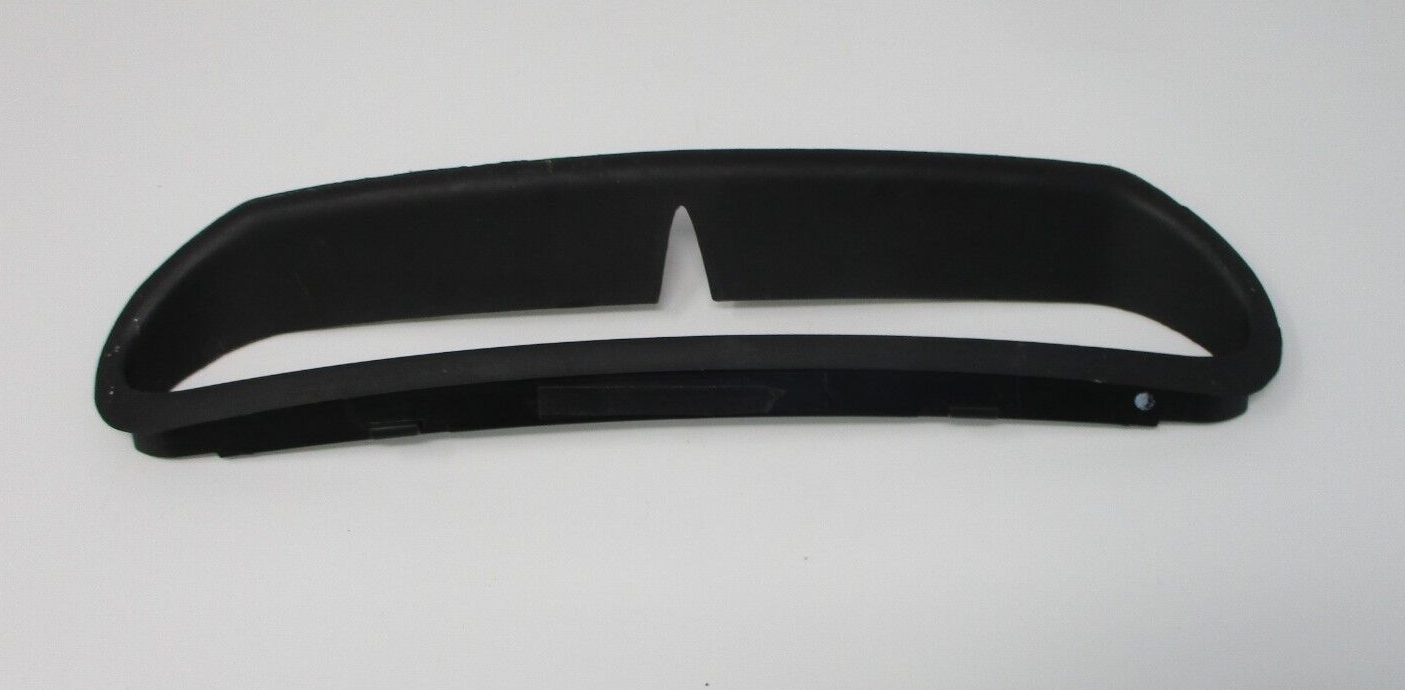 Harley-Davidson OEM Outer Fairing Air Duct Bezel  '14-'21 FLH Models  29200007