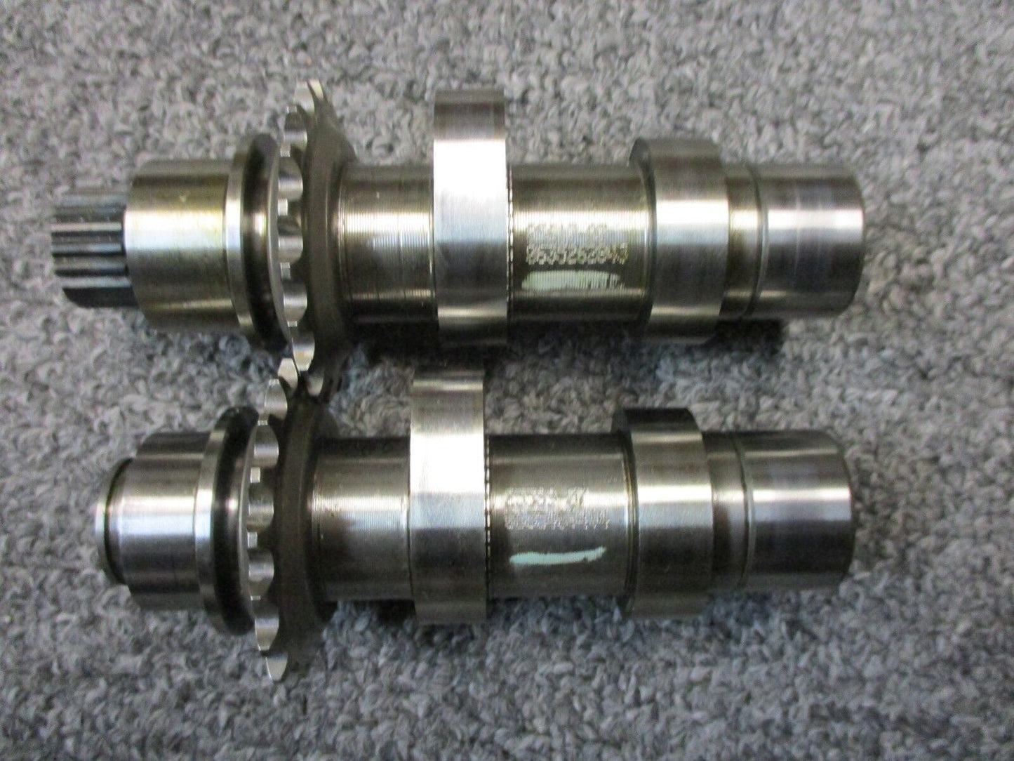 Harley Davidson OEM Stock Twin Cam Camshafts 25617-07 25599-07 off Road King