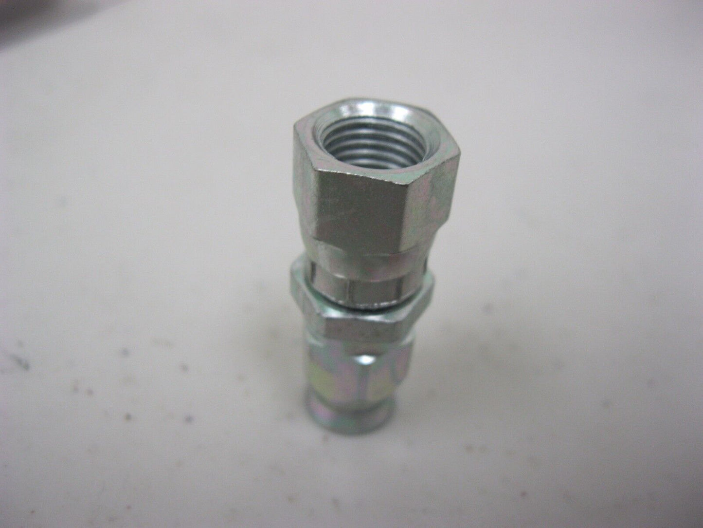 AEROQUIP FCM1100 - STRAIGHT TFE HOSE COMPRESSION FITTING FCM1100