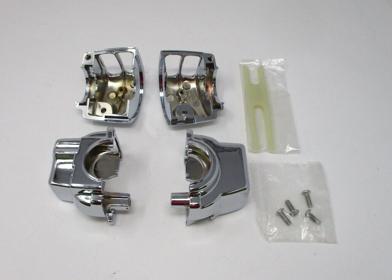 Harley-Davidson Chrome Handlebar Switch Housing Kit  70223-96B