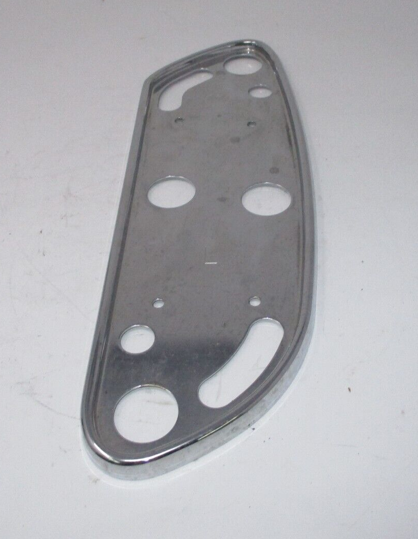 Harley-Davidson Floorboard Top Plate 50690-04