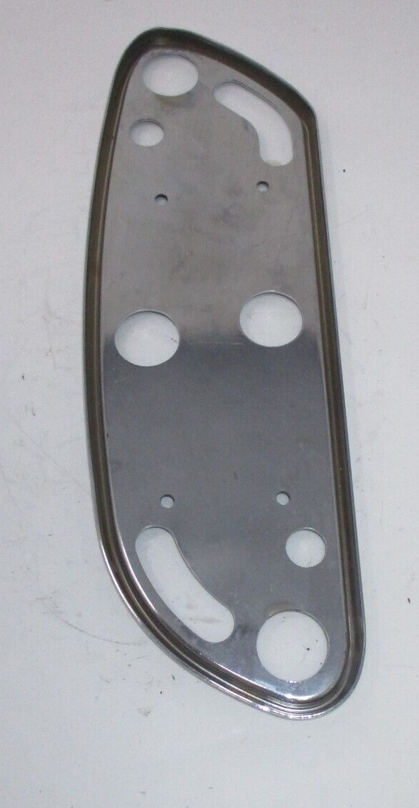 Harley-Davidson Floorboard Top Plate 50690-04