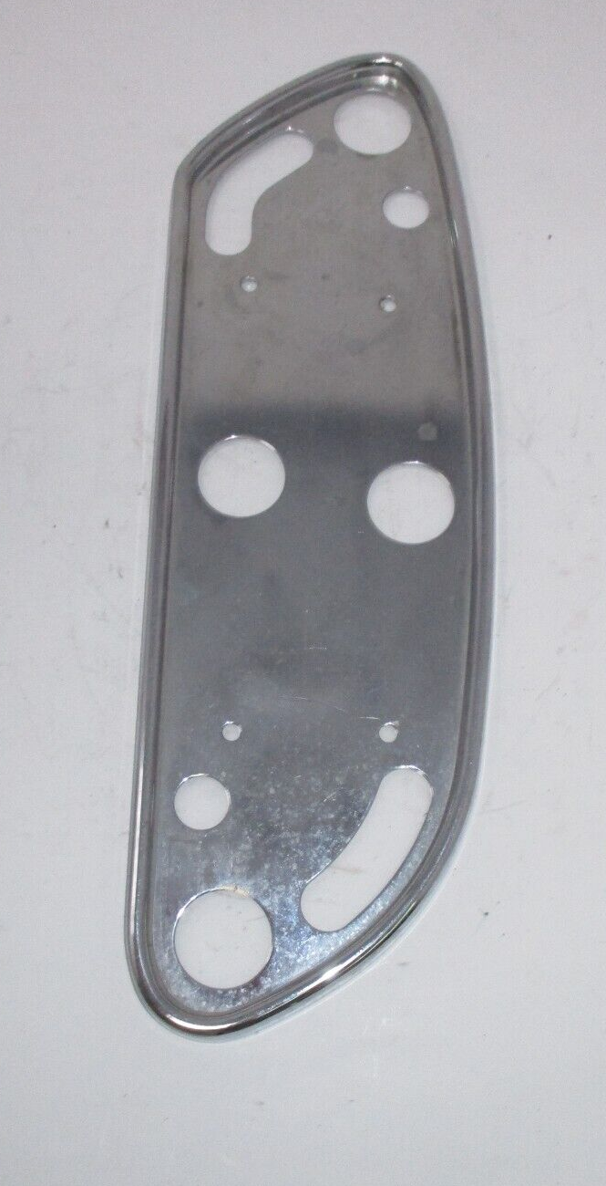 Harley-Davidson Floorboard Top Plate 50690-04