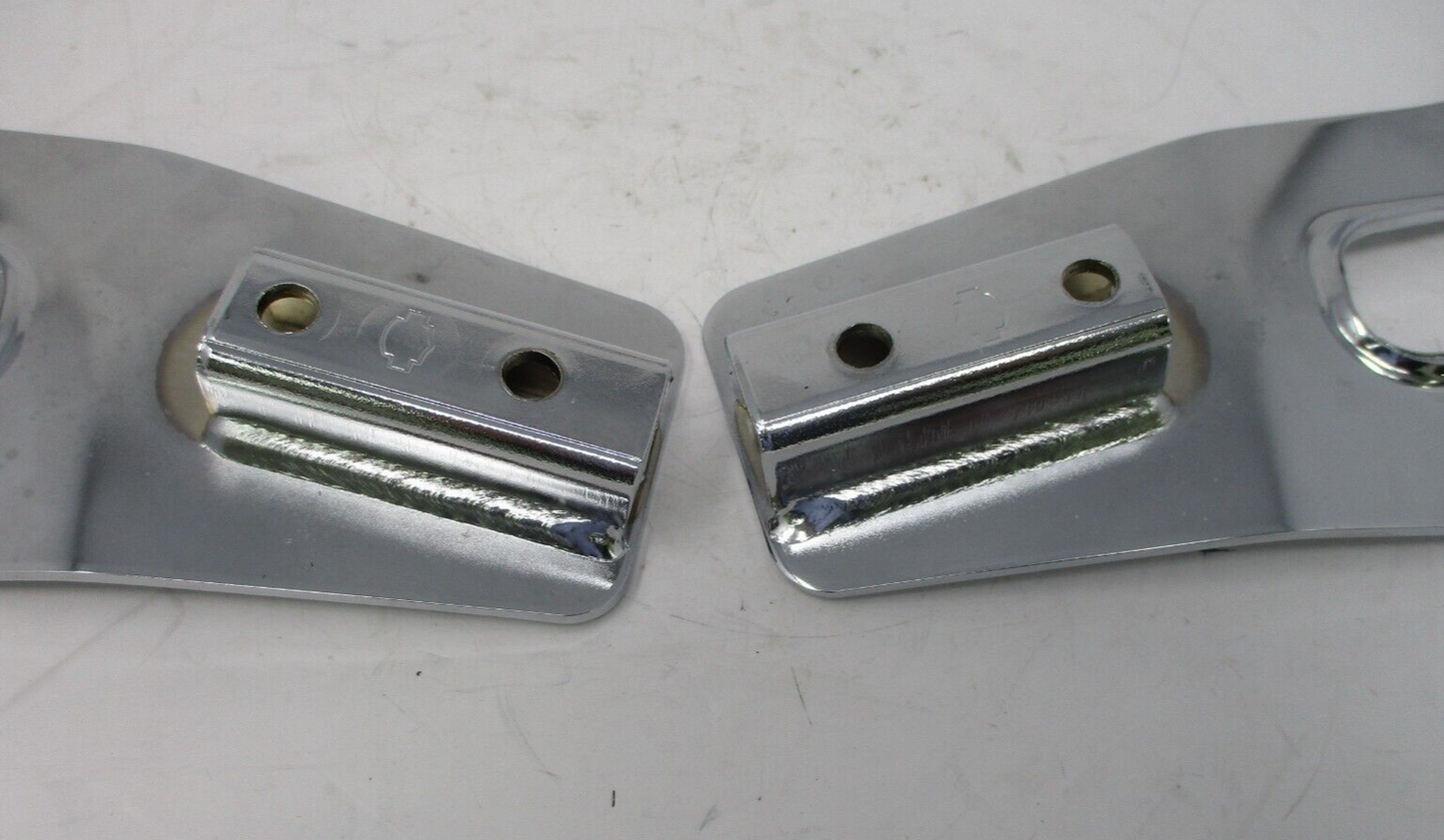 Harley-Davidson Dyna Detachable Chrome Sissy Side Plates 53866-06