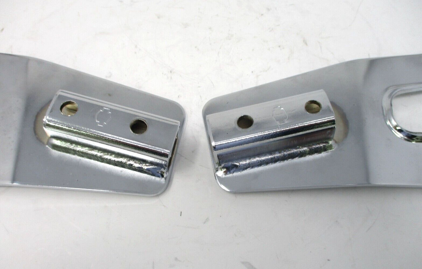 Harley-Davidson Dyna Detachable Chrome Sissy Side Plates 53866-06