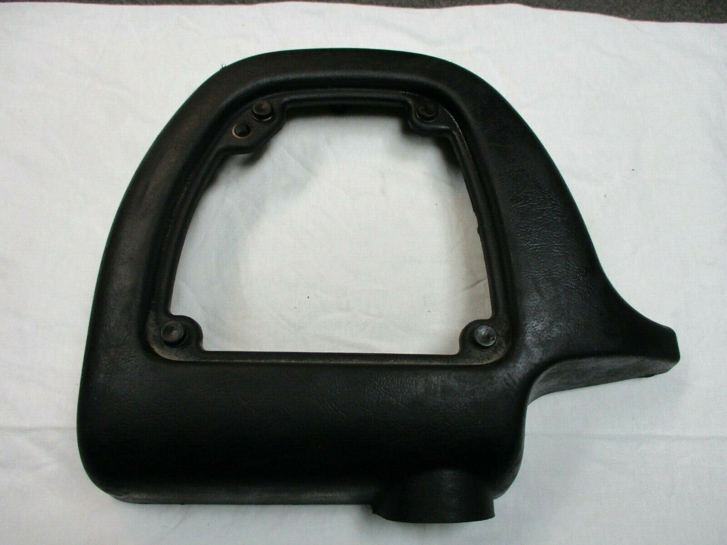 Harley Davidson OEM Left Glove Box Face Mold 58901-05