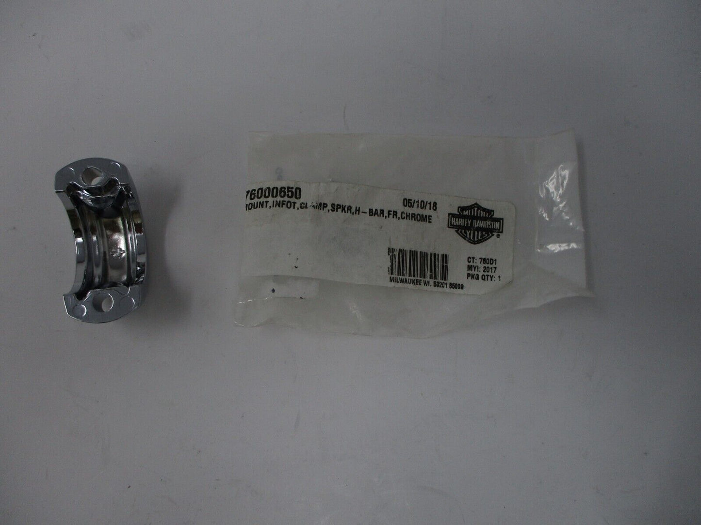 Harley-Davidson Chrome  Speaker Mount Clamp  76000650