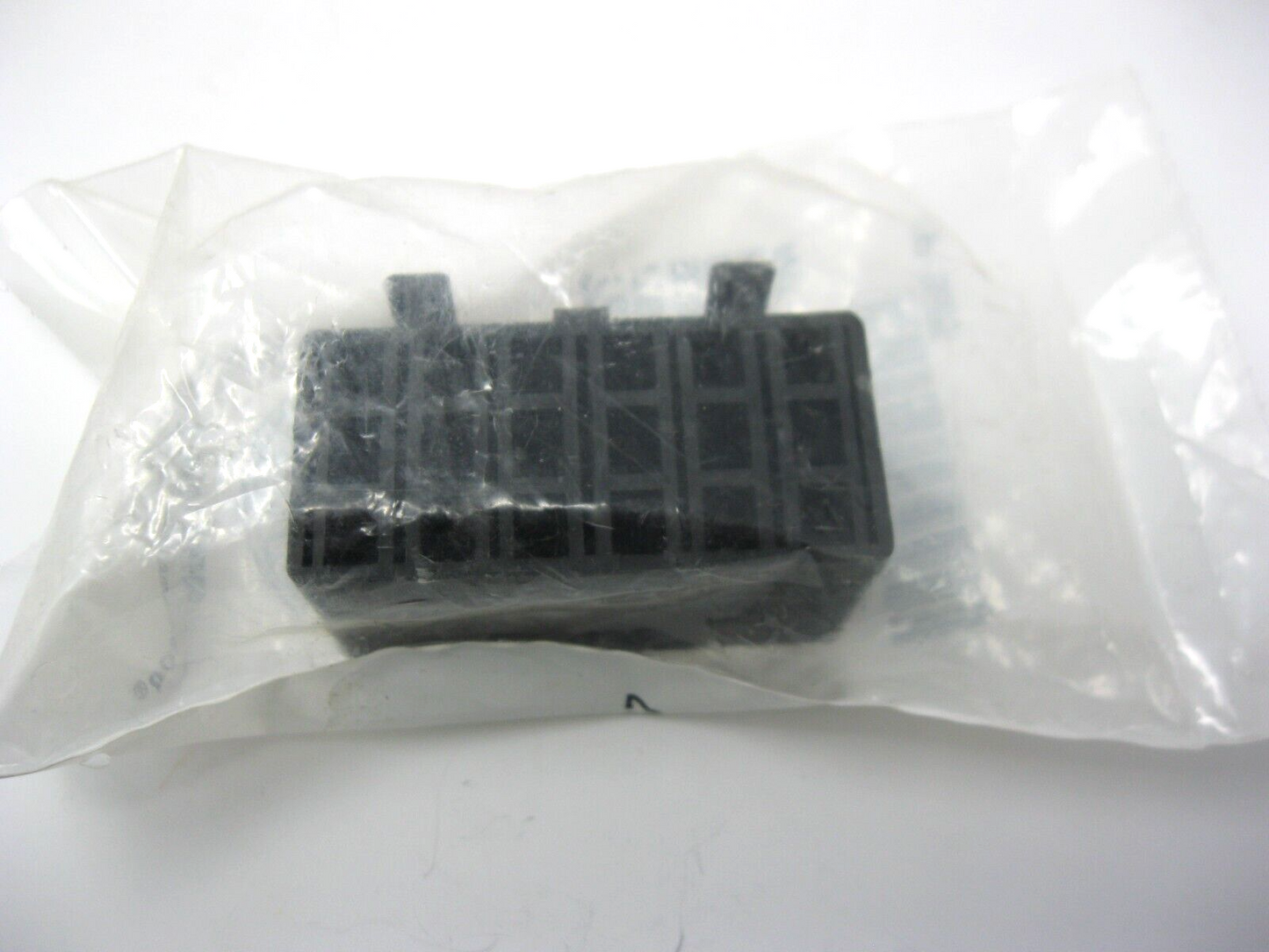 Harley-Davidson OEM 2000-20 Fuse Mounting Block, Type 0  72430-00