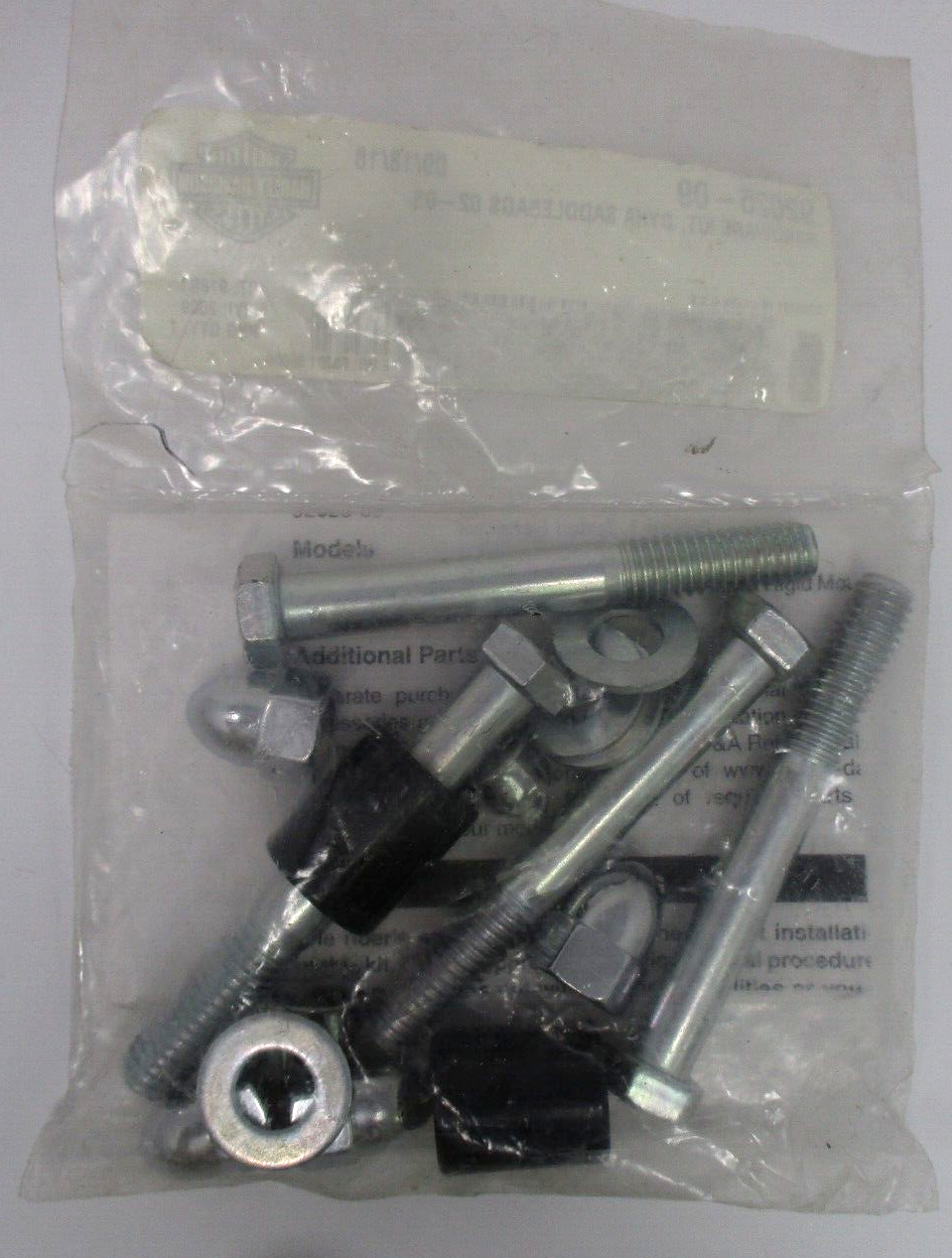 Harley-Davidson Hardware Kit for Dyna Saddlebag 92025-09