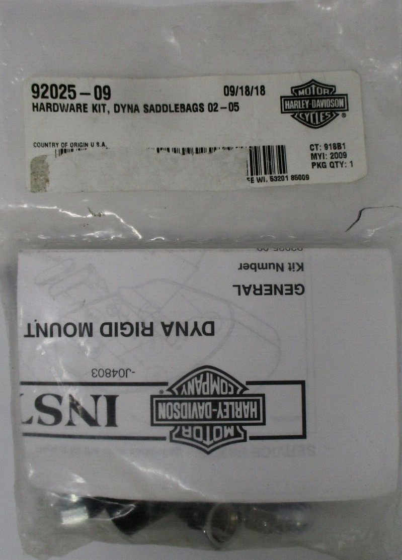 Harley-Davidson Hardware Kit for Dyna Saddlebag 92025-09