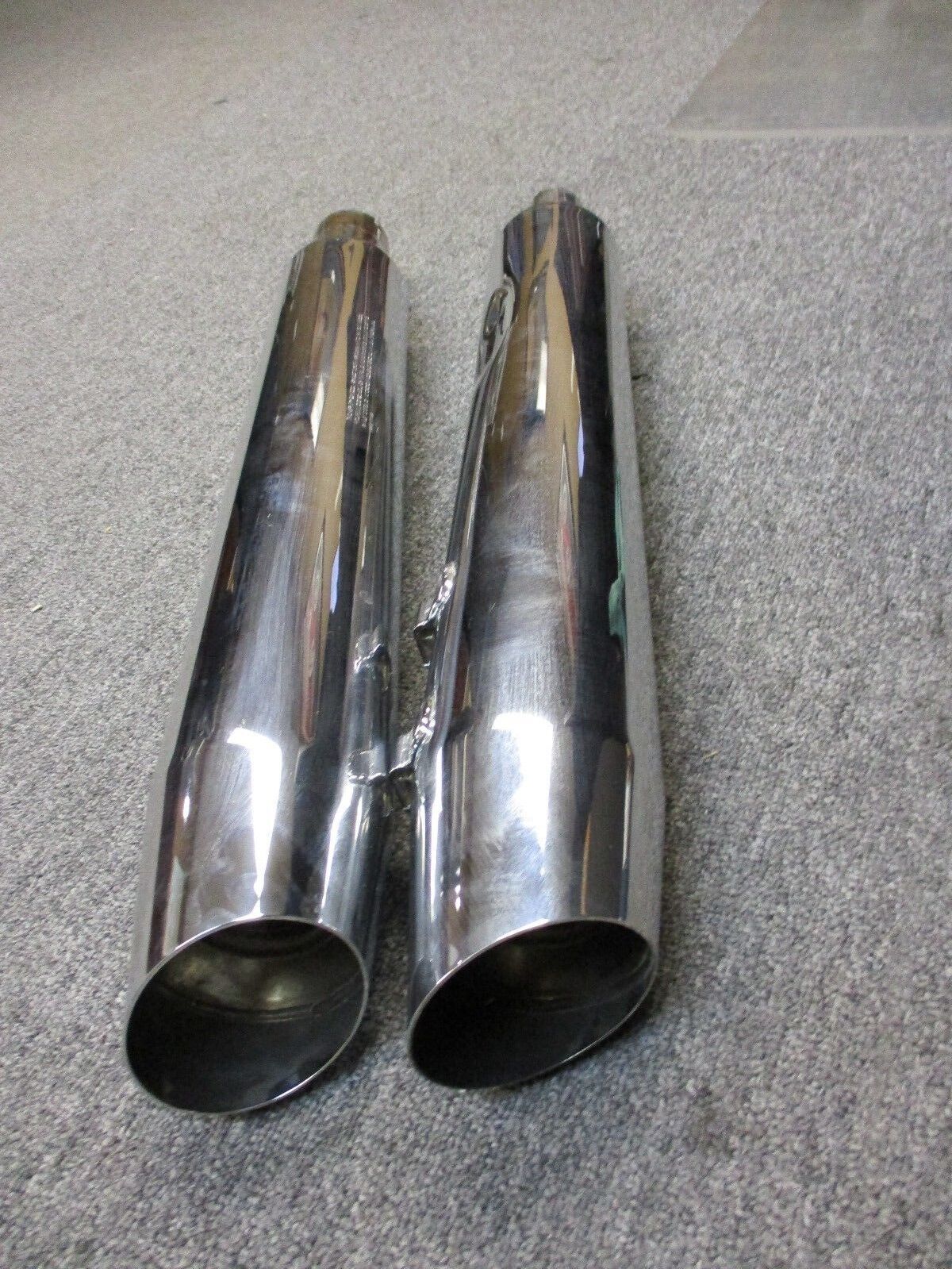 HARLEY-DAVIDSON 2017 TOURING  FLHXS MUFFLERS 64900235