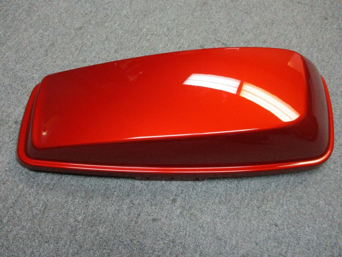 Harley Davidson OEM Right Saddle Bag Lid FLHT, FLHX, FLTR, FLHR Red 14-19