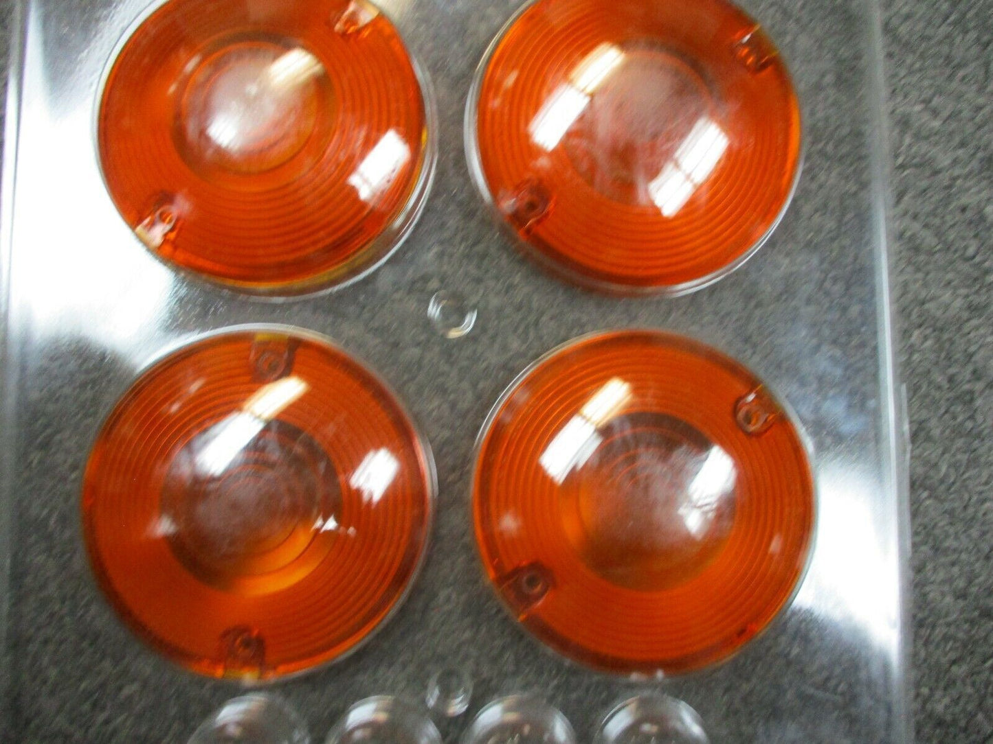 Harley Davidson OEM Amber Turn Signal Lens With Bulbs Pack of Four 68440-86