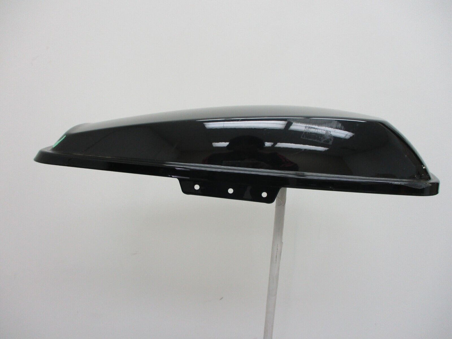 Harley-Davidson OEM  Saddlebag Lid  BLACK 90200411   2014 and LATER