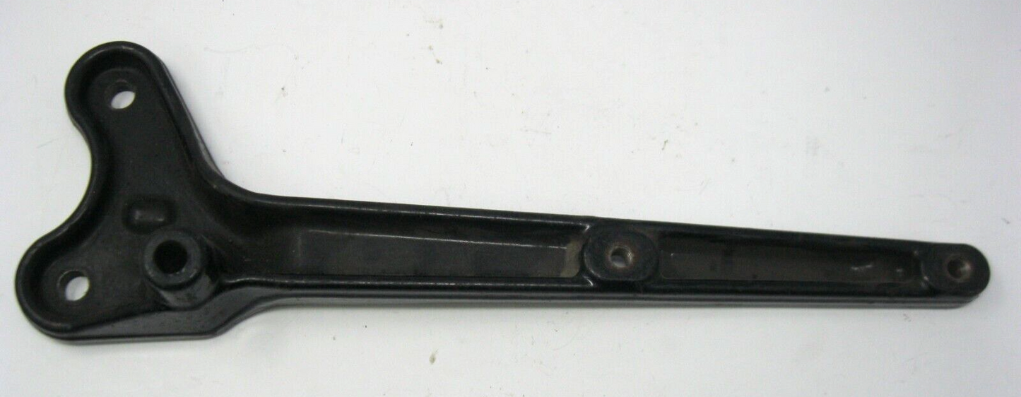 Harley-Davidson OEM 00-06 Softail Muffler Support 65436-00