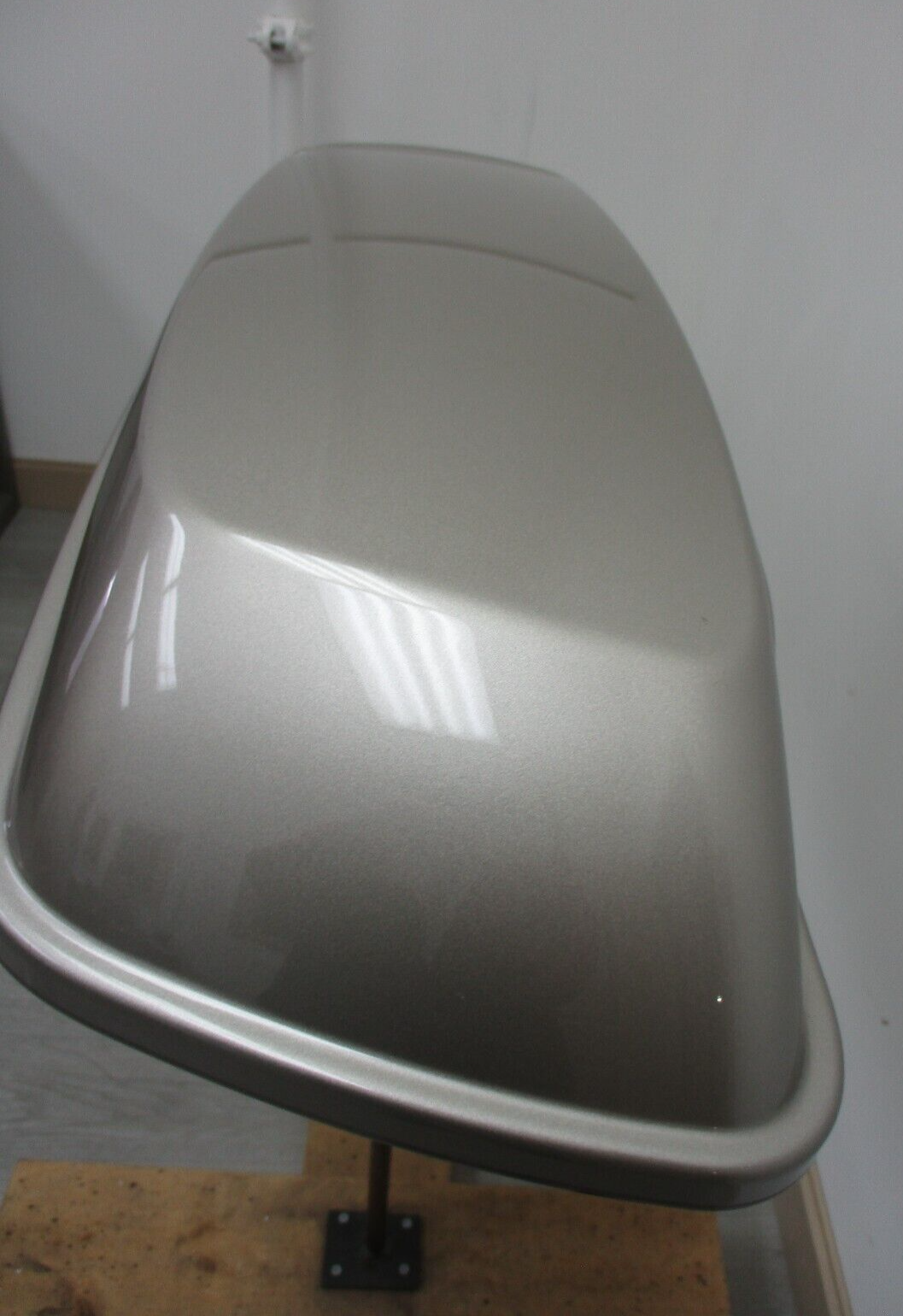 Harley-Davidson OEM  Saddlebag Lid  GRAY  90200411   2014 and LATER