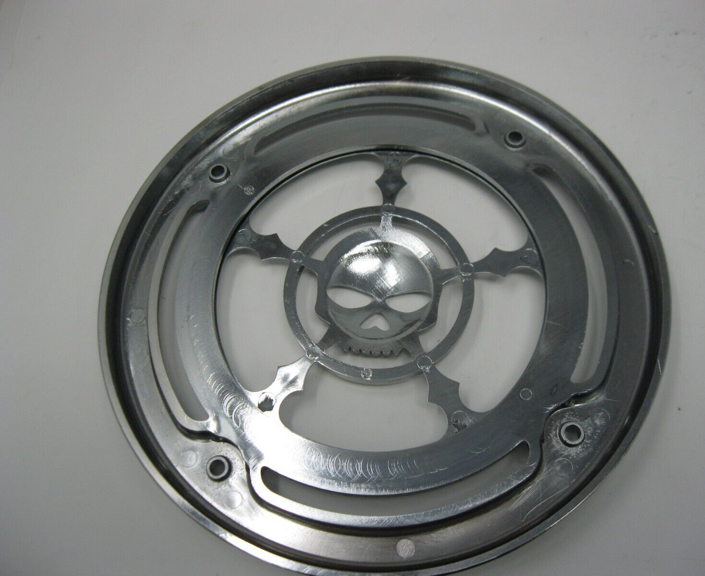 6.5'' Speaker Grills with Kuyakyn Zombie Trim 3787