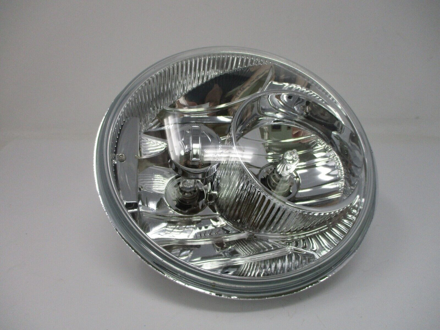 Harley-Davidson OEM 14-22 FLH Dual Bulb Halogen Headlamp  67700062