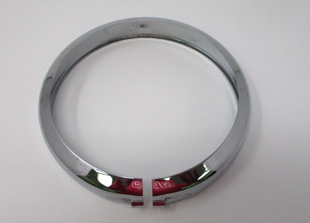 Harley-Davidson  Passing Lamp Bezel Ring Chrome 68725-62A