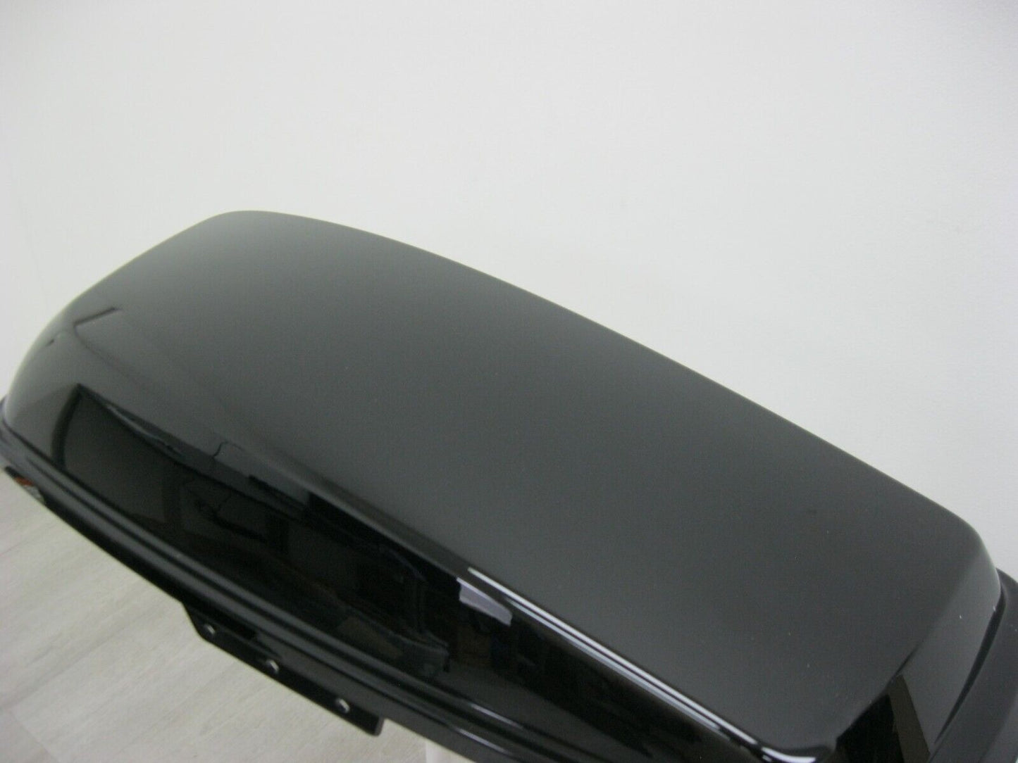 Harley-Davidson OEM Left Saddlebag Lid Vivid Black 90200413 2014-Later