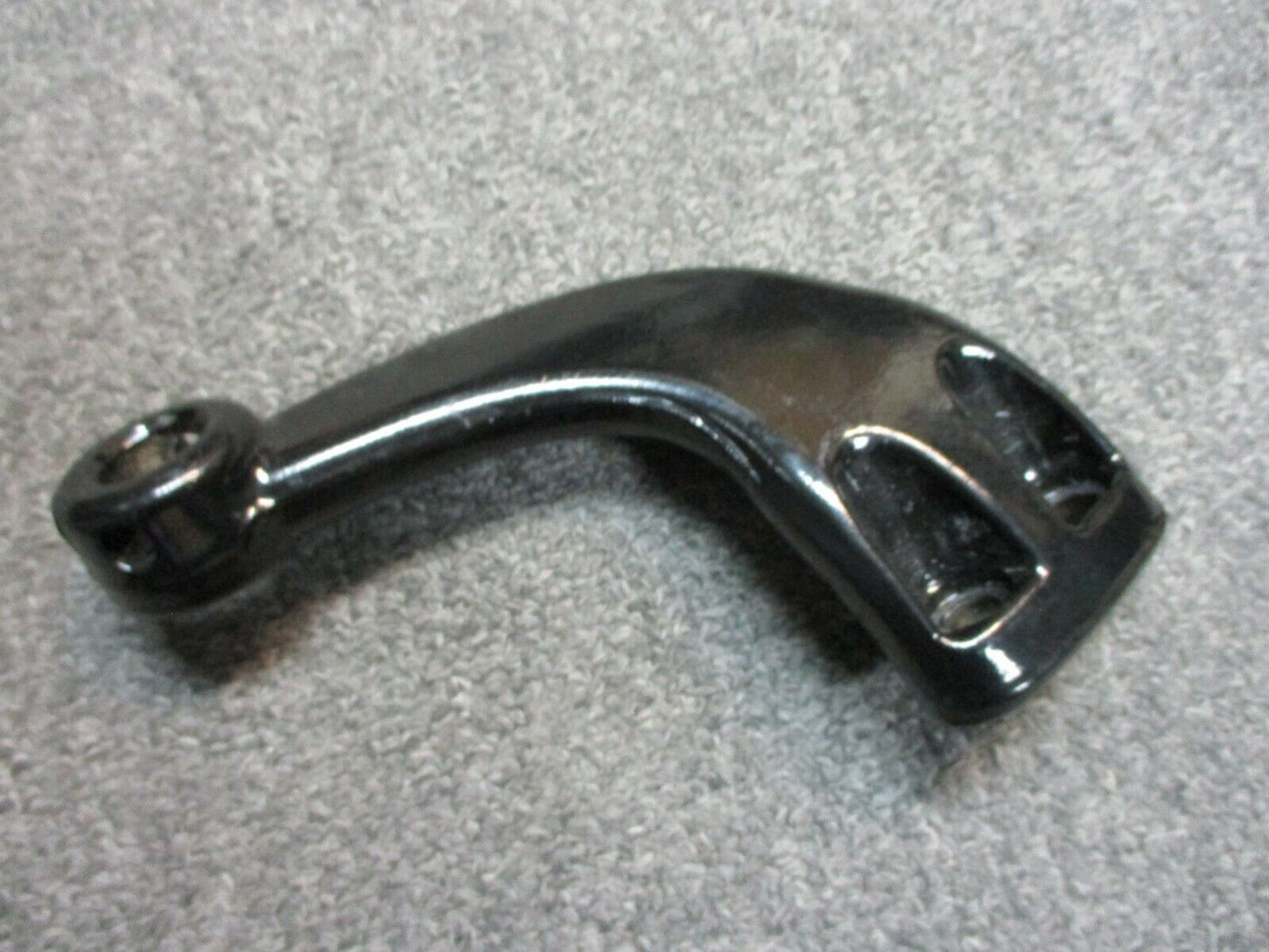 Harley Davidson OEM XL Sportster Right Foot Peg Bracket Rider 42971-04