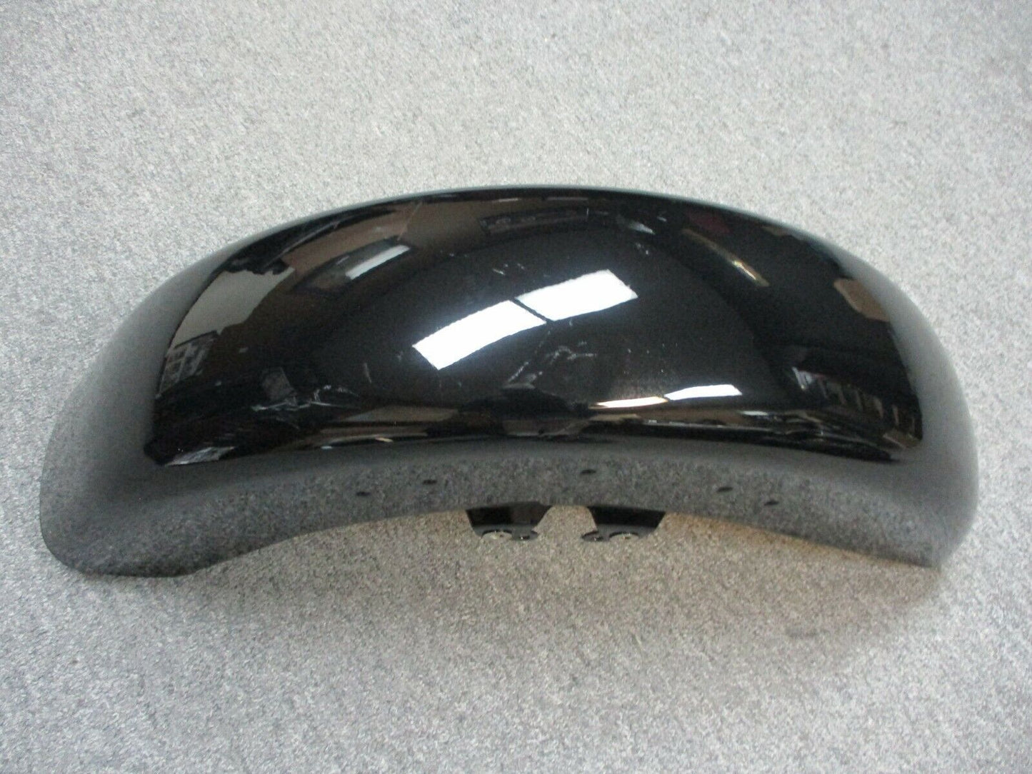 Harley Davidson OEM 14-18 FLTR, FLHT Vivid Black Front Fender 58900072DH