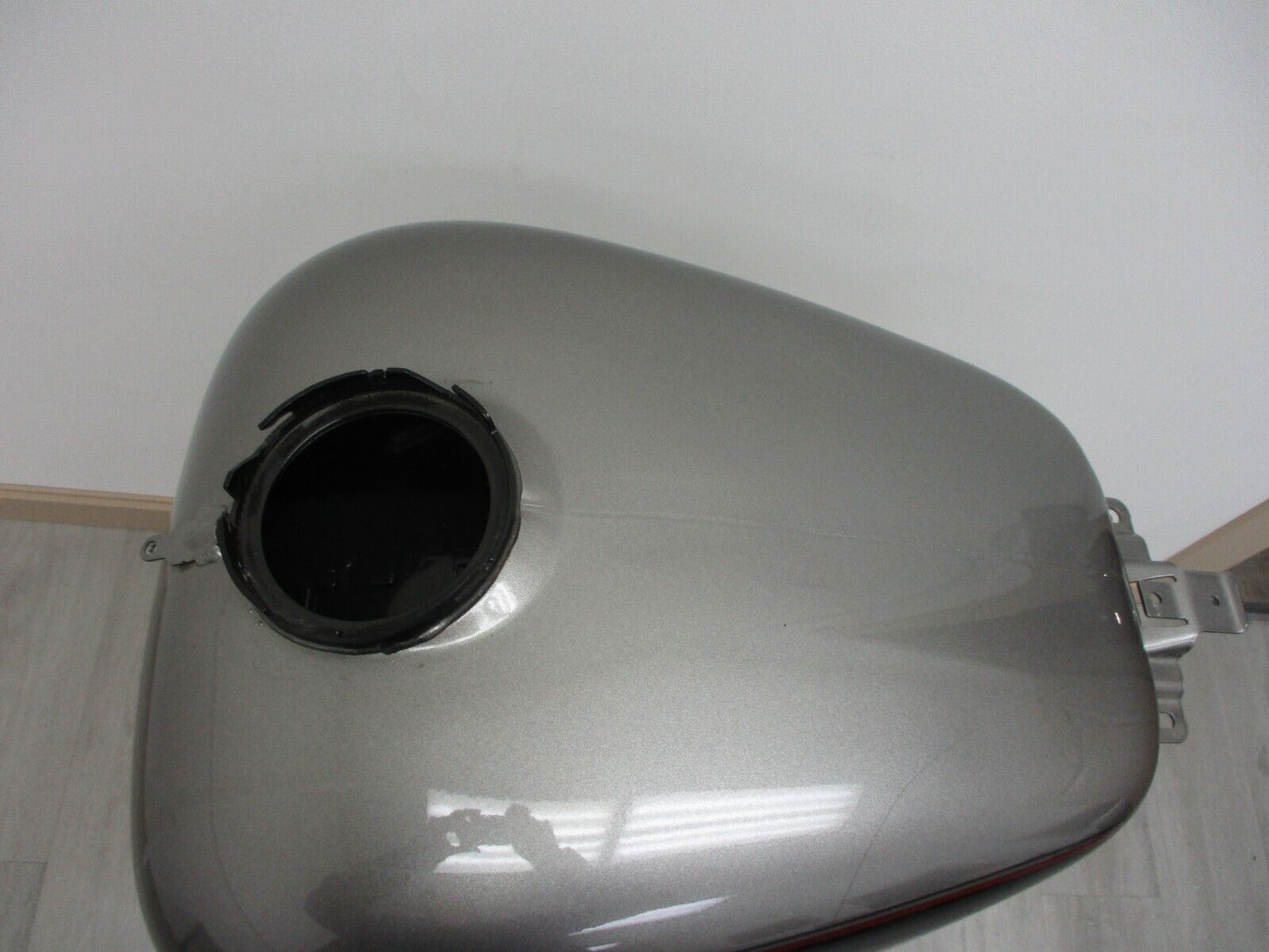 Harley Davidson OEM Black+Silver Fuel Tank '08-Later FLH Touring Models 61356-08