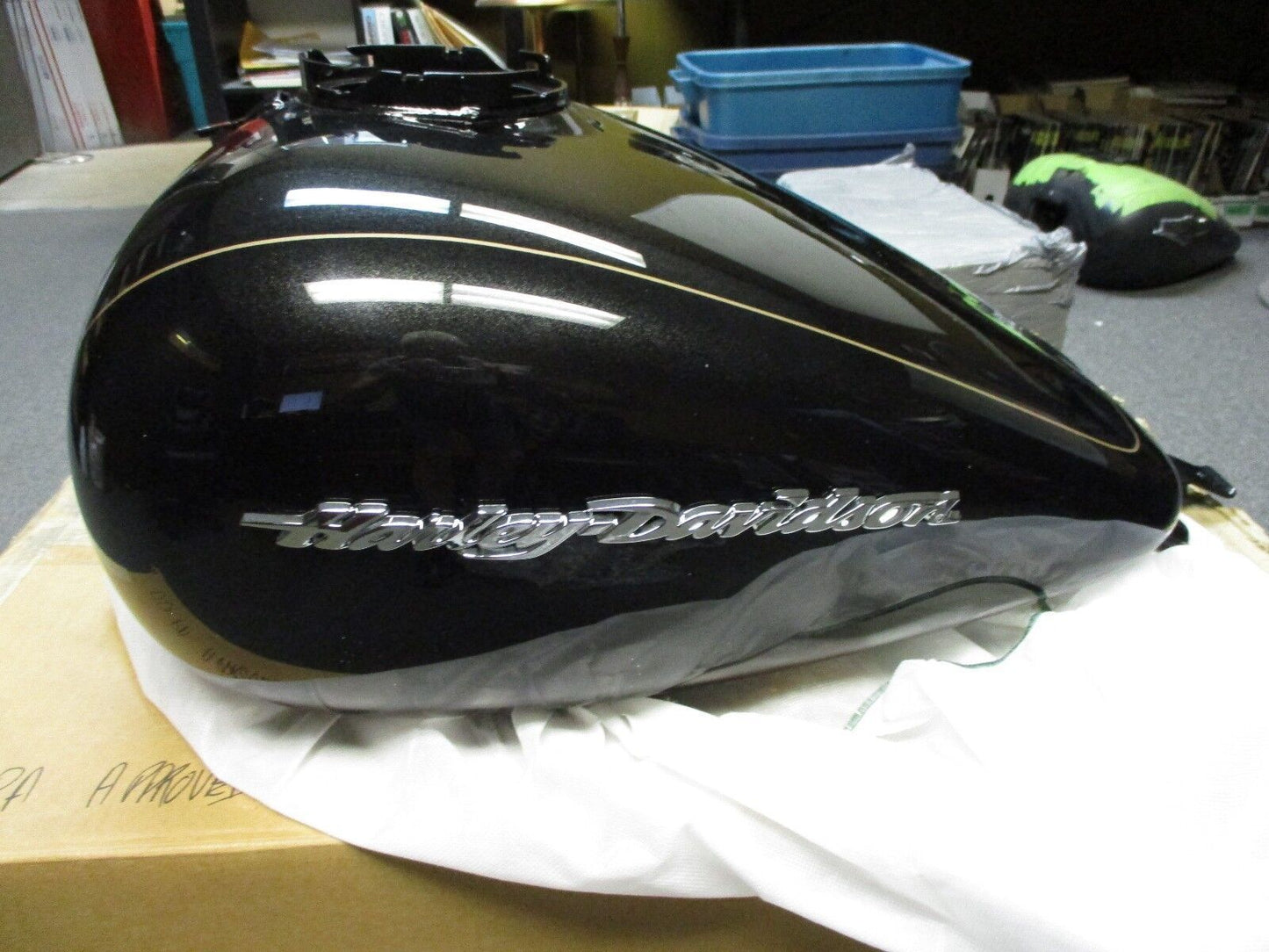 Harley Davidson Fuel Tank FL Models 14-17 61000136EBJ Nightmare Paint