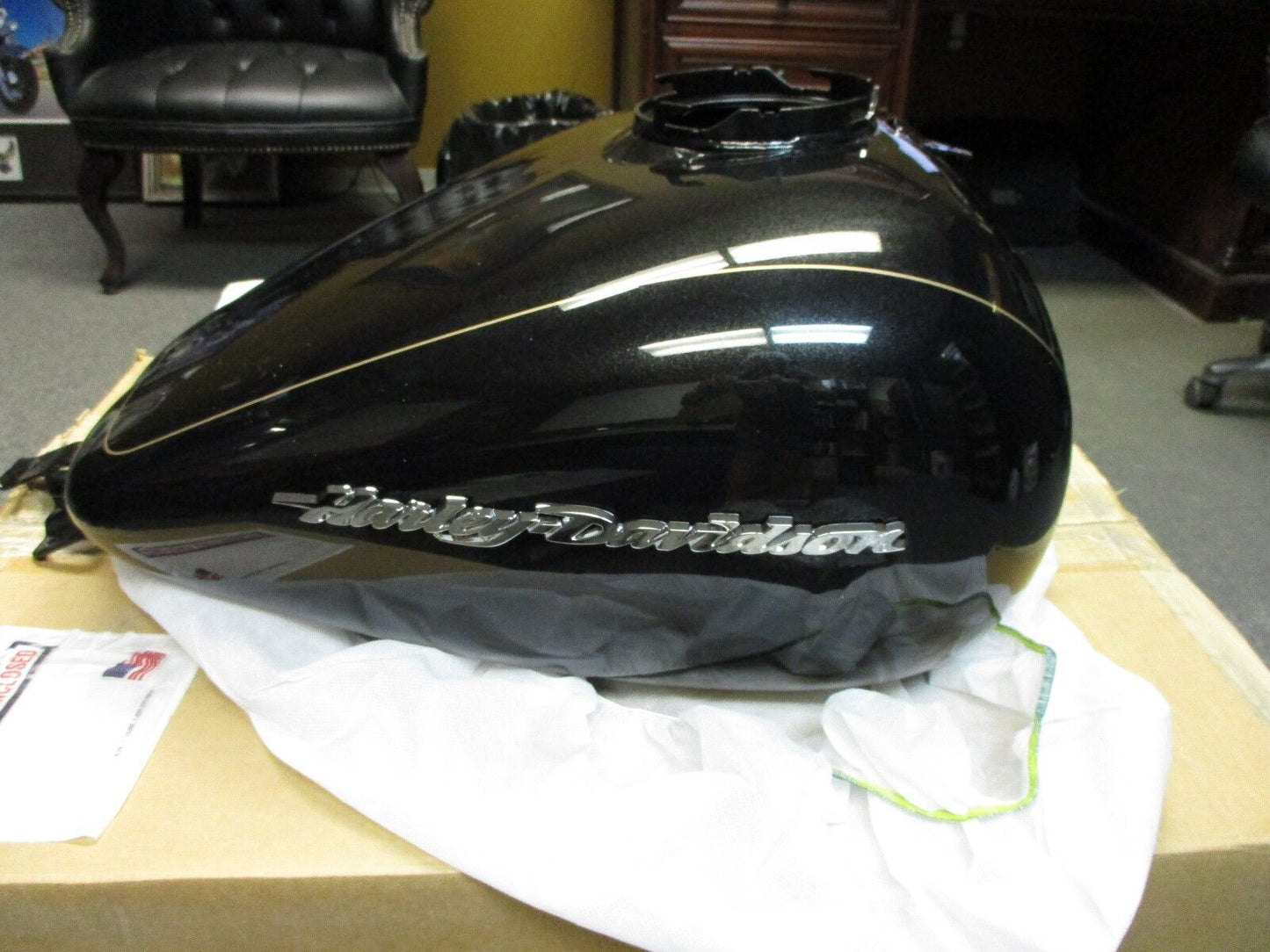 Harley Davidson Fuel Tank FL Models 14-17 61000136EBJ Nightmare Paint