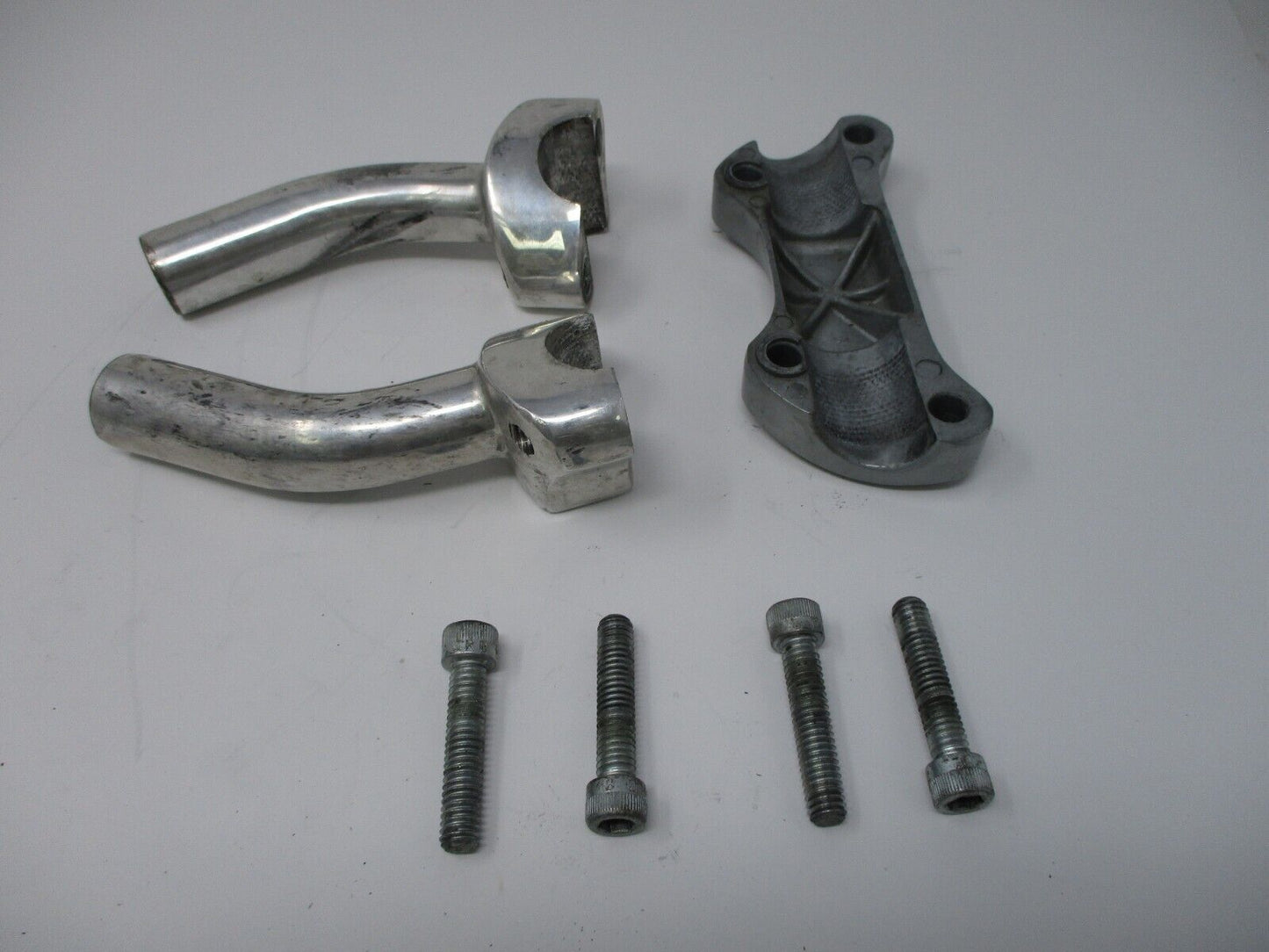 Aluminum 4.5" Riser with 1" Pullback Unknown Top  Clamp