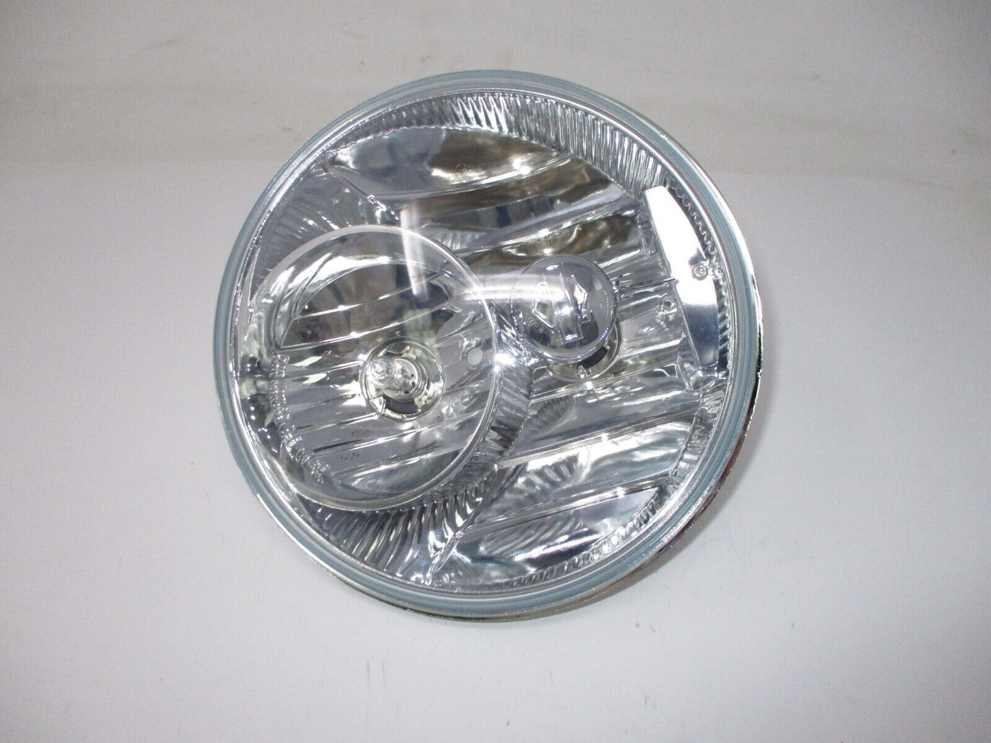 Harley-Davidson OEM '14-'22 FLH Dual Bulb  Headlamp  67700062