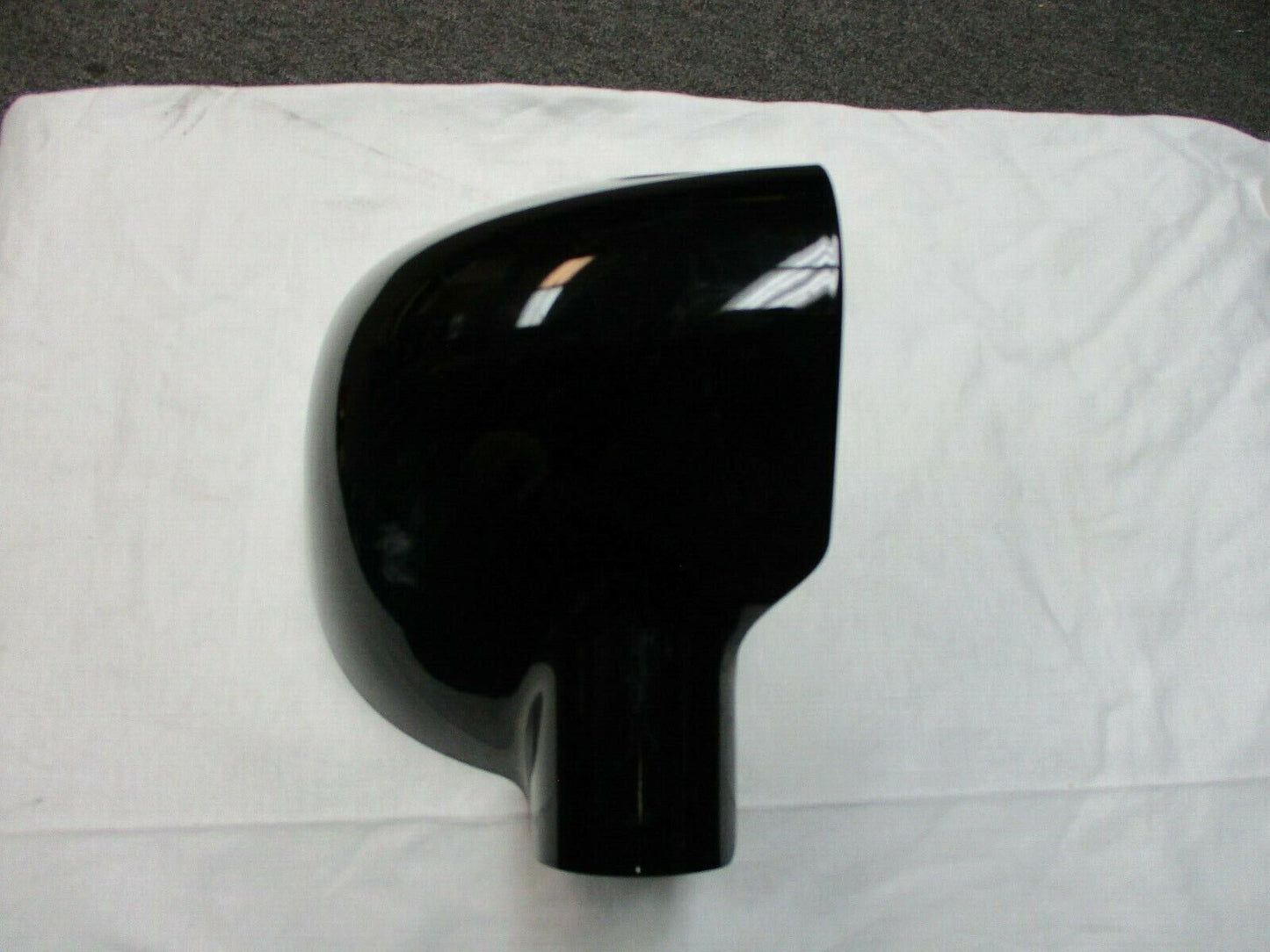 Harley Davidson OEM Left Lower Fairing Cap Vivid Black 57100242DH