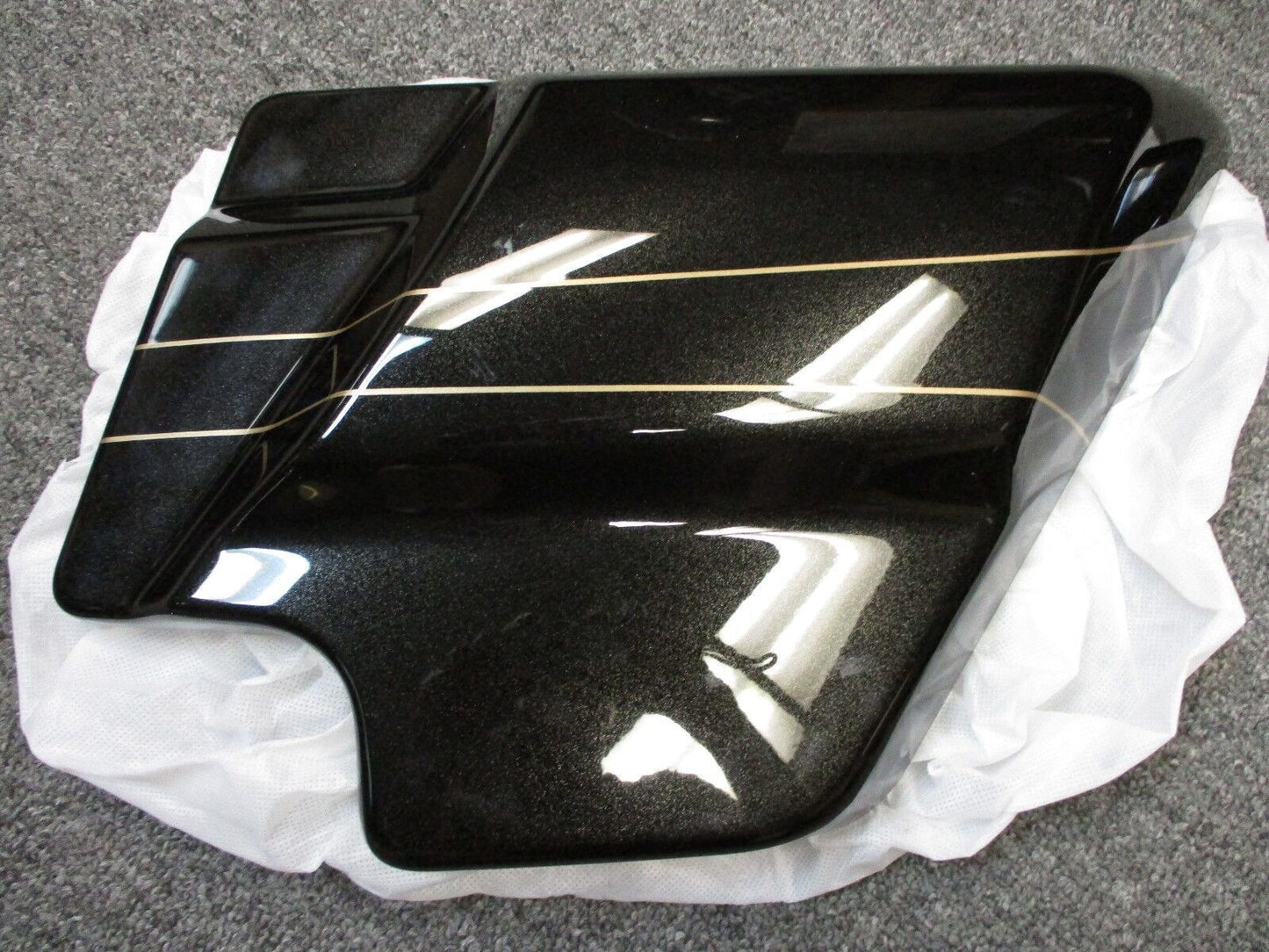 Harley Davidson OEM Side Covers FLH Models 09-17 Nightmare Paint 57200084EBJ