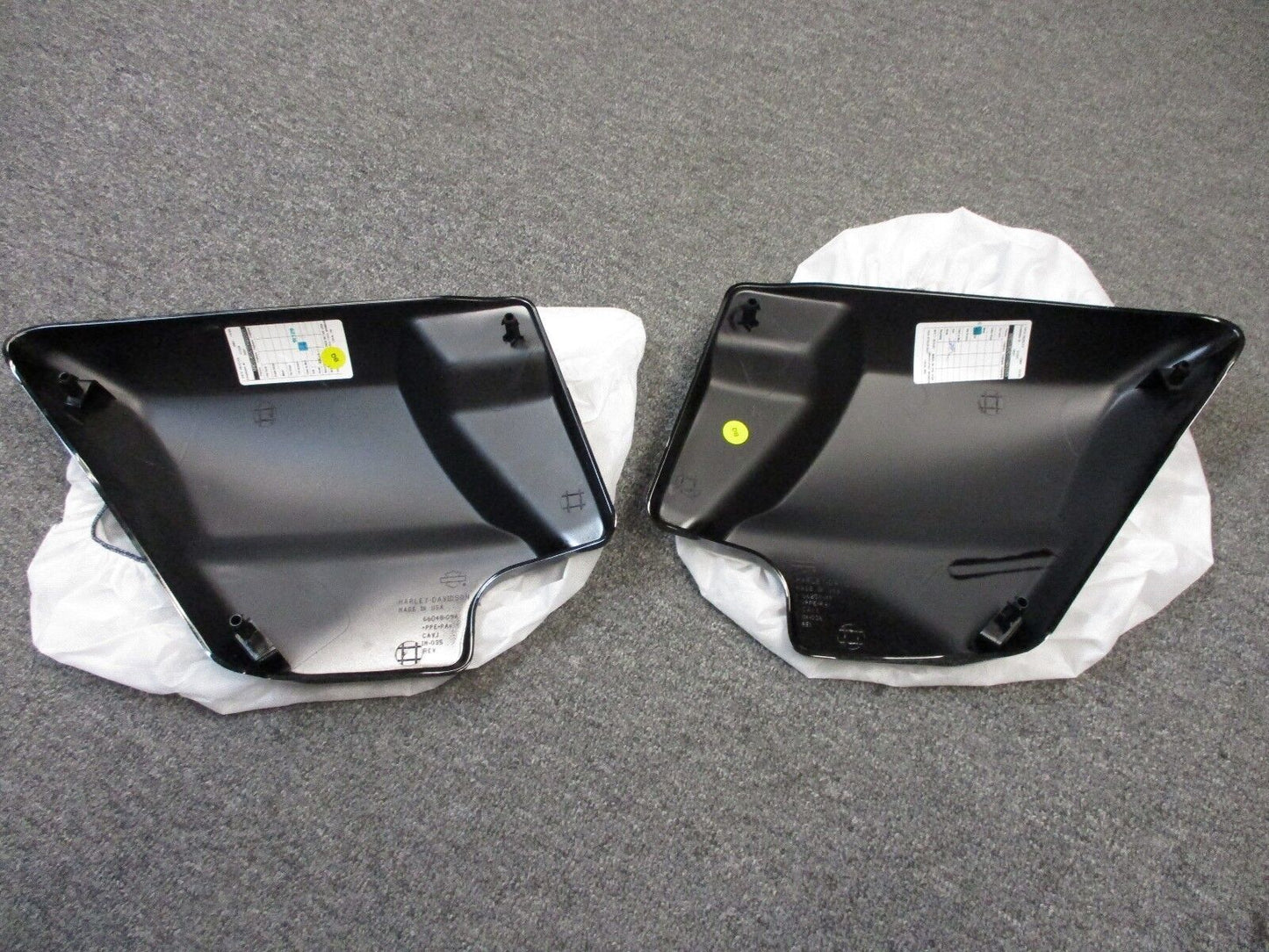 Harley Davidson OEM Side Covers FLH Models 09-17 Nightmare Paint 57200084EBJ