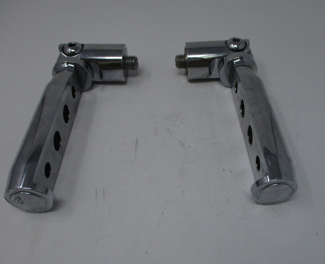 Chrome  STALLED Male Mount Foot Pegs PAIR Multi Fit