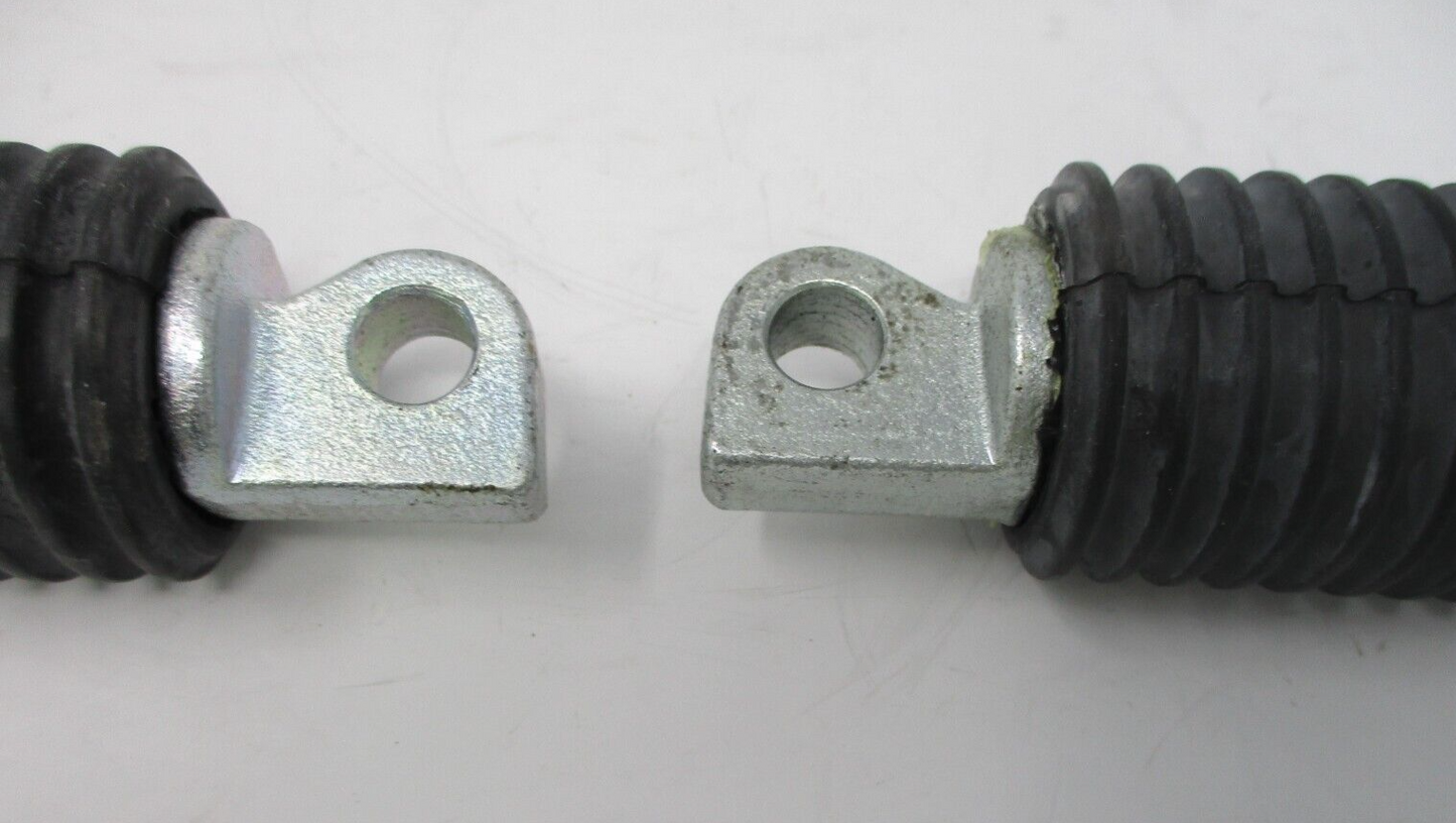 Harley-Davidson  Large Cushioned Footpegs Pair 49110-98