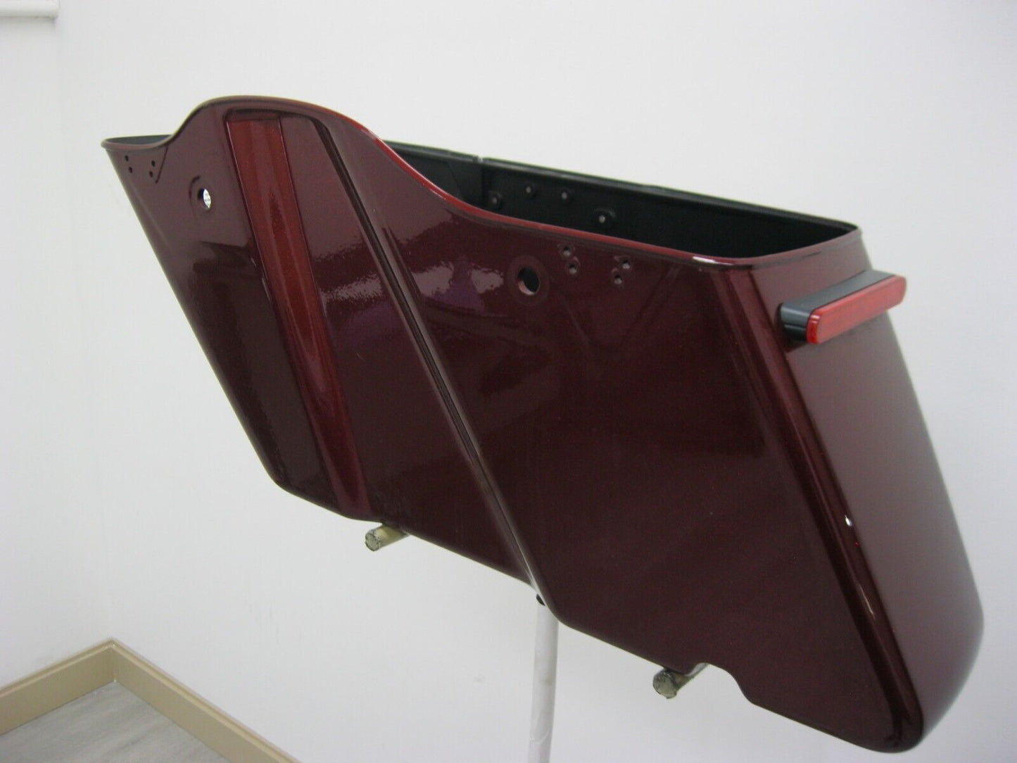 Harley Davidson OEM Right Saddlebag Metallic Red  90200412 2014-Later