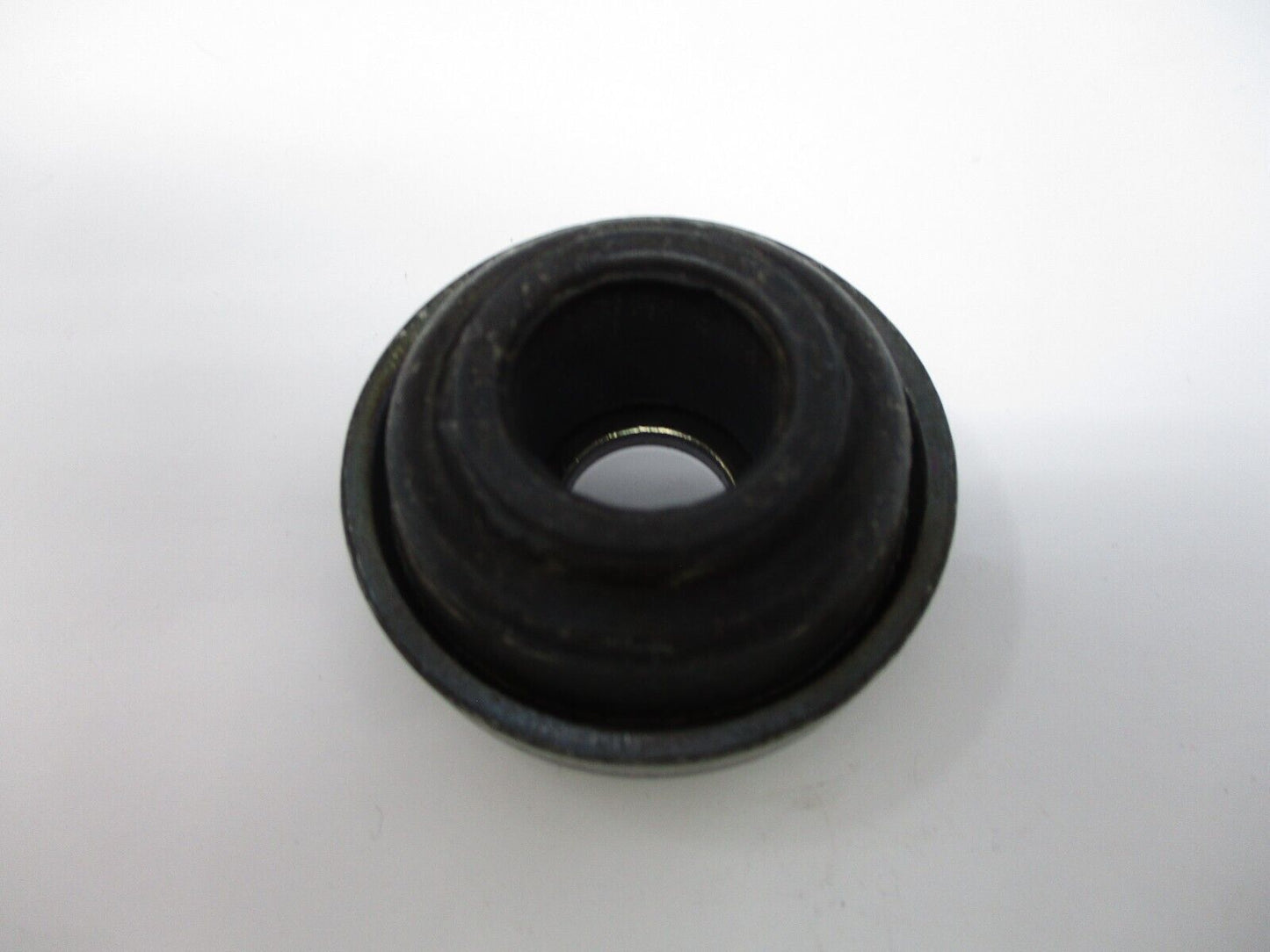 Harley-Davidson Washer and Grommet 56183-00